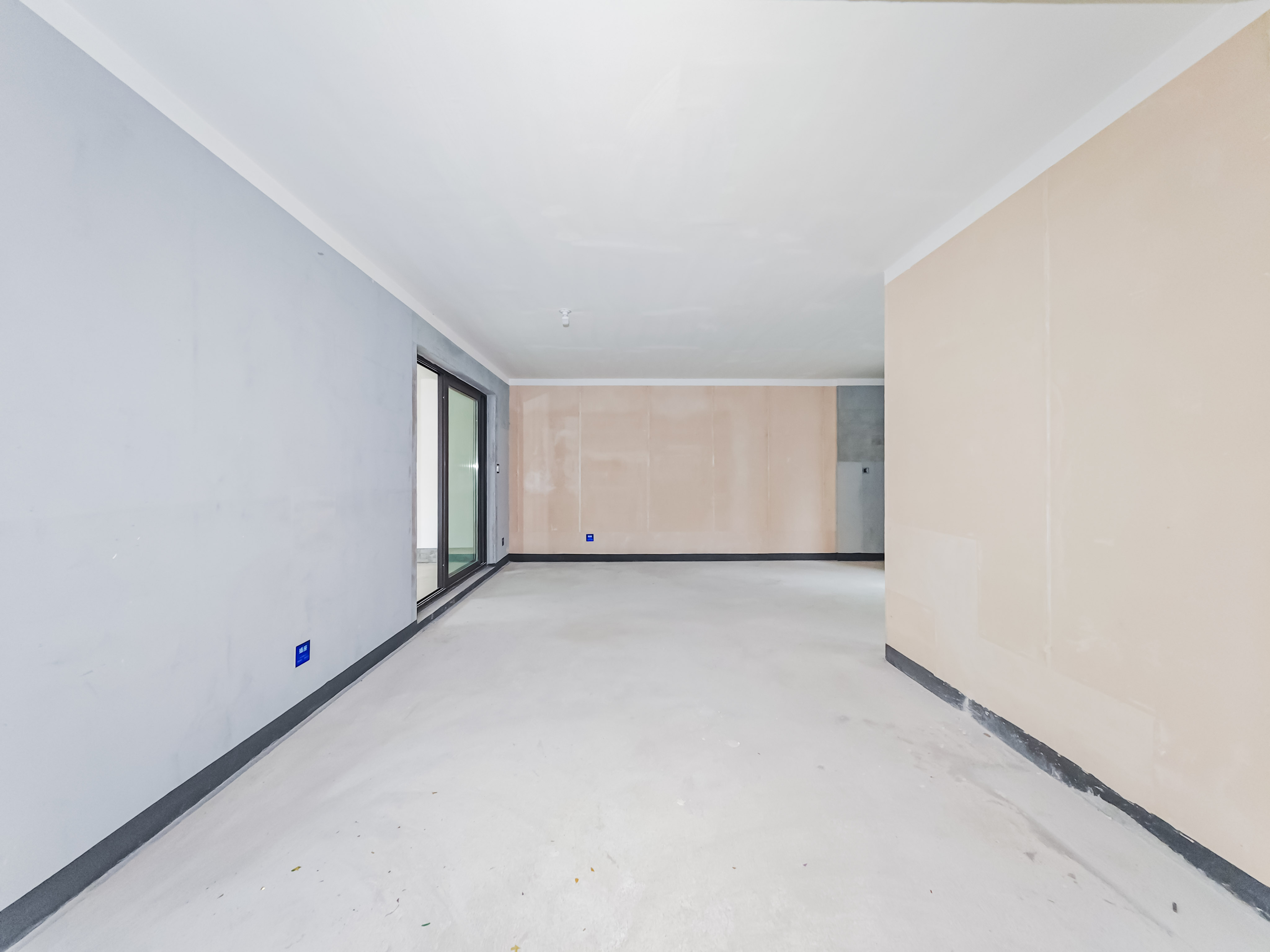 建发玖洲观澜  4室2厅2卫   212.00万其他