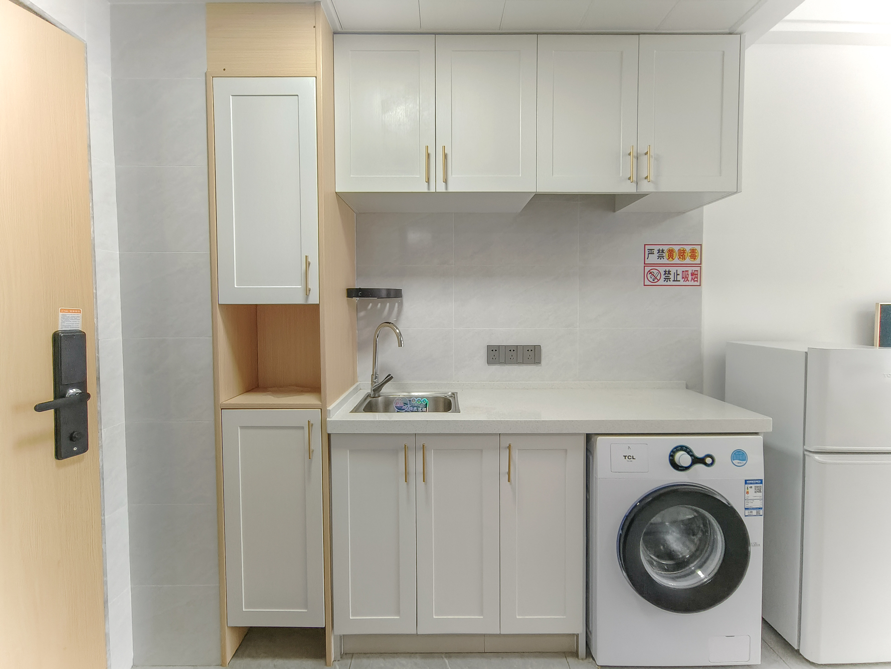 碧桂园翘楚棠  1室1厅1卫    21.8万 碧桂园翘楚棠  1室1厅1卫    21.8万厨房