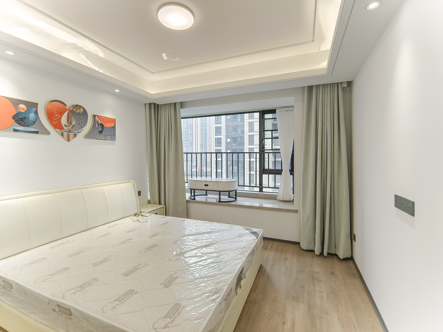 荣盛锦绣学府 4室2厅2卫 106.0万 荣盛锦绣学府 4室2厅2卫 106.0万卧室