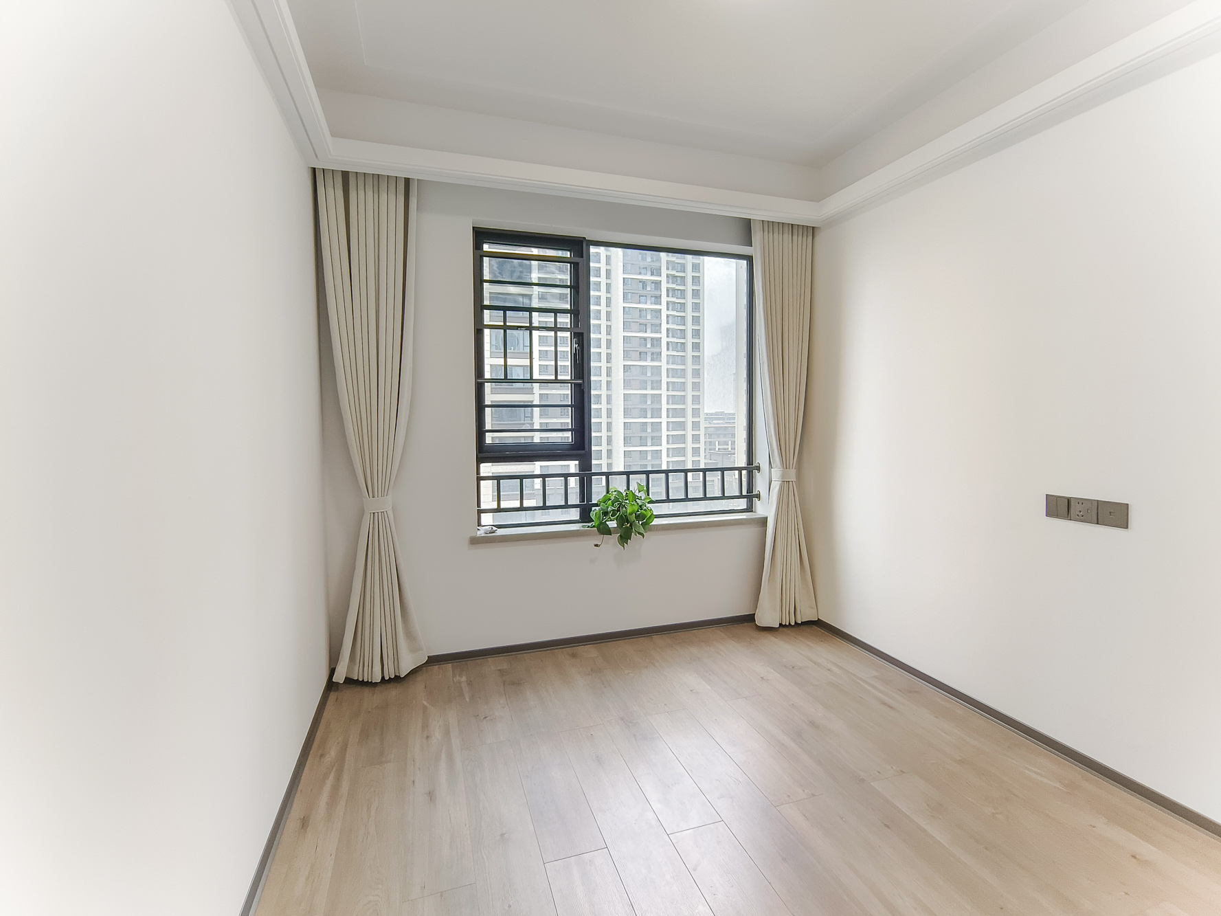 荣盛锦绣学府 4室2厅2卫 106.0万 荣盛锦绣学府 4室2厅2卫 106.0万卧室