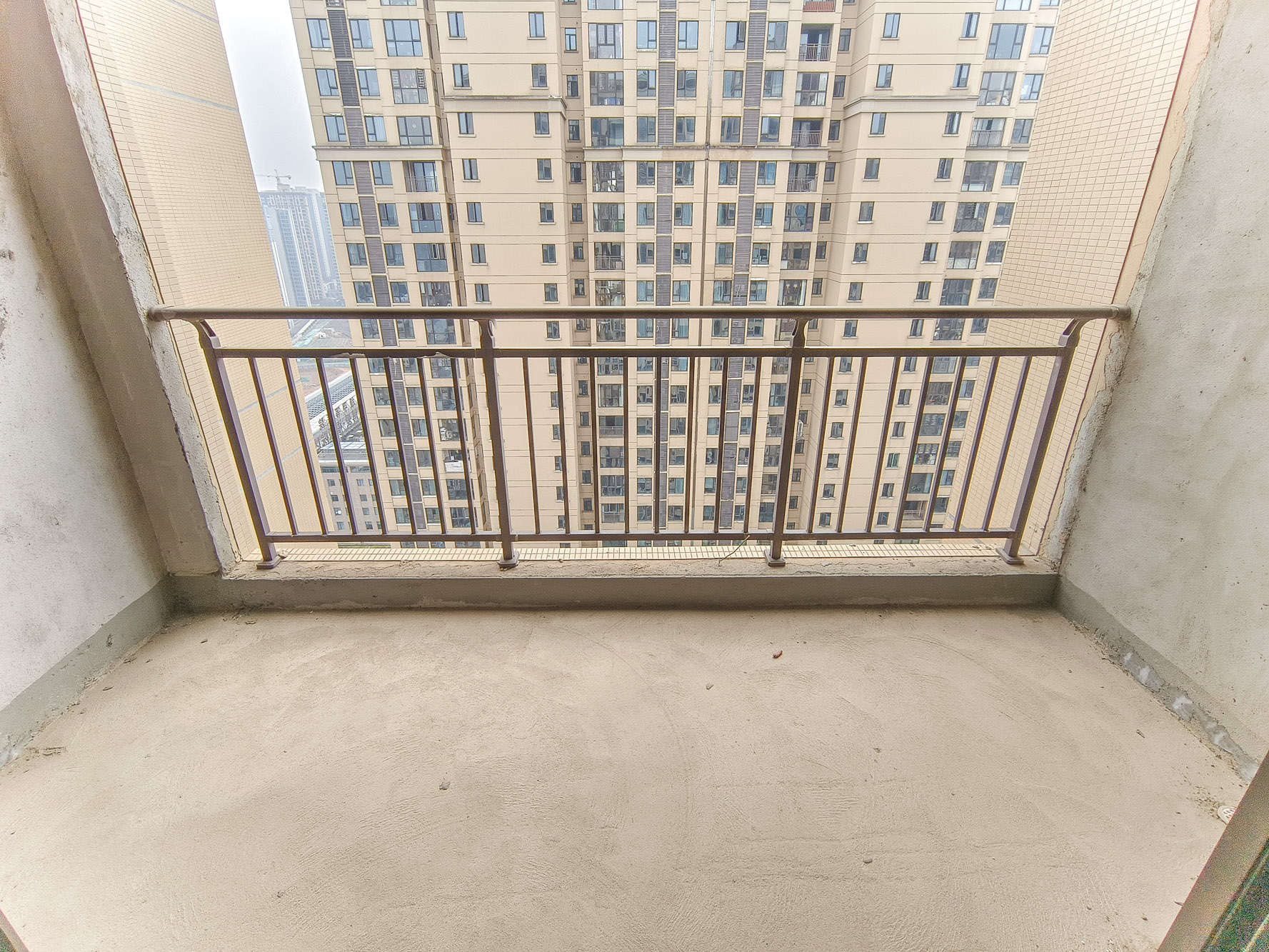 星雅美辰  3室2厅2卫    88.0万阳台