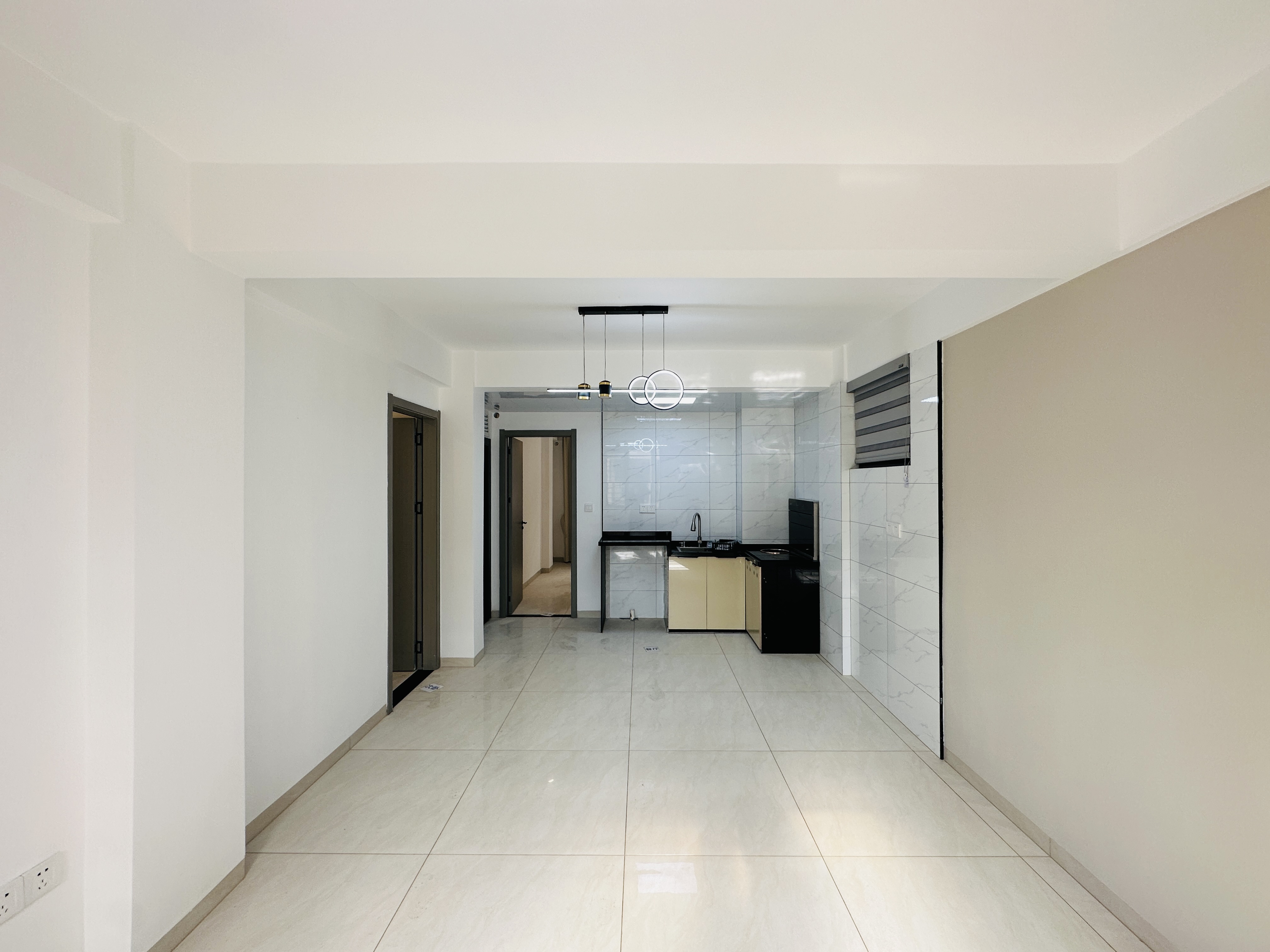 西城别院 2室1厅1卫 99.0万 西城别院 2室1厅1卫 99.0万客厅