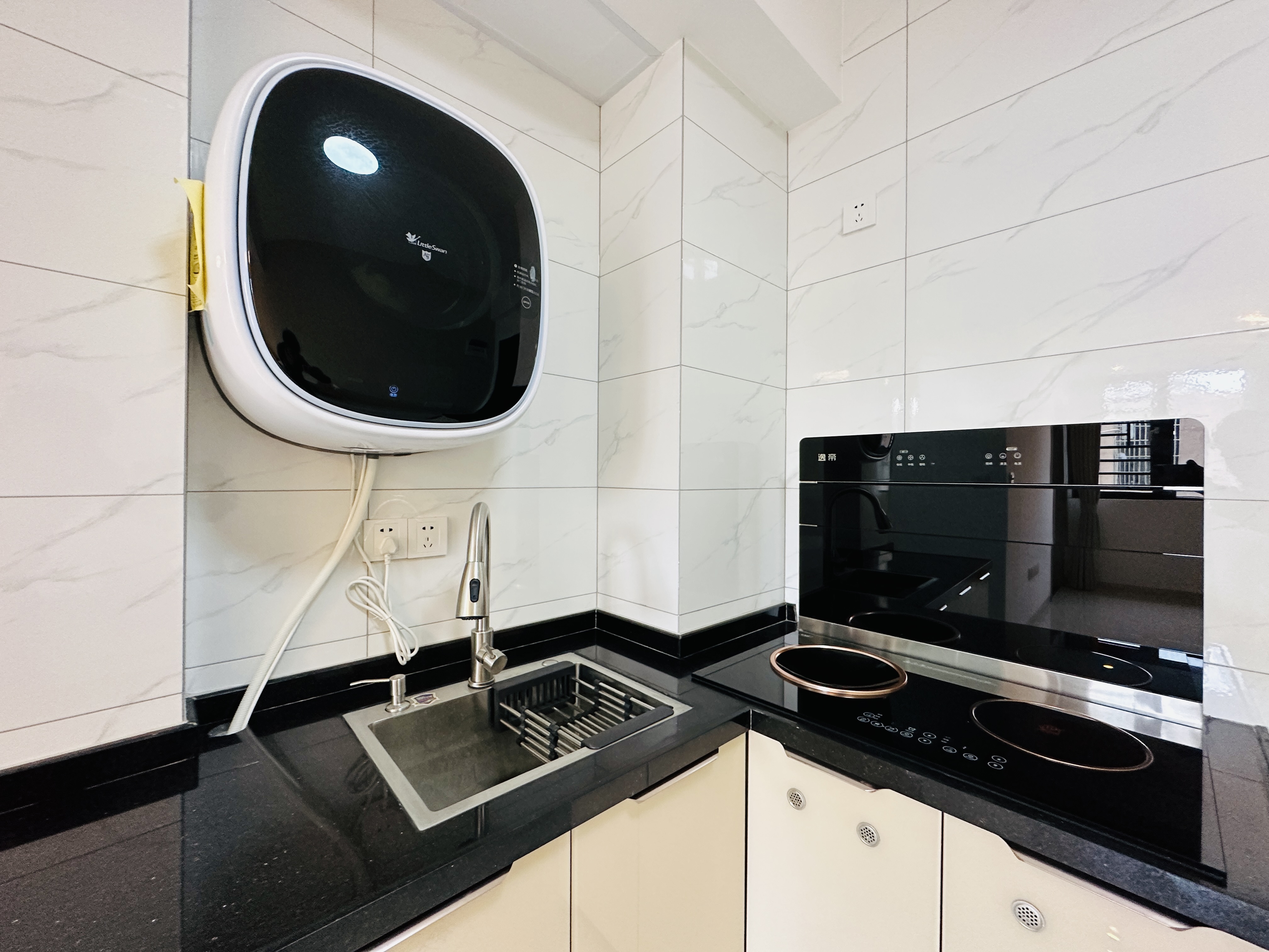 西城别院 2室1厅1卫 77.0万 西城别院 2室1厅1卫 77.0万厨房