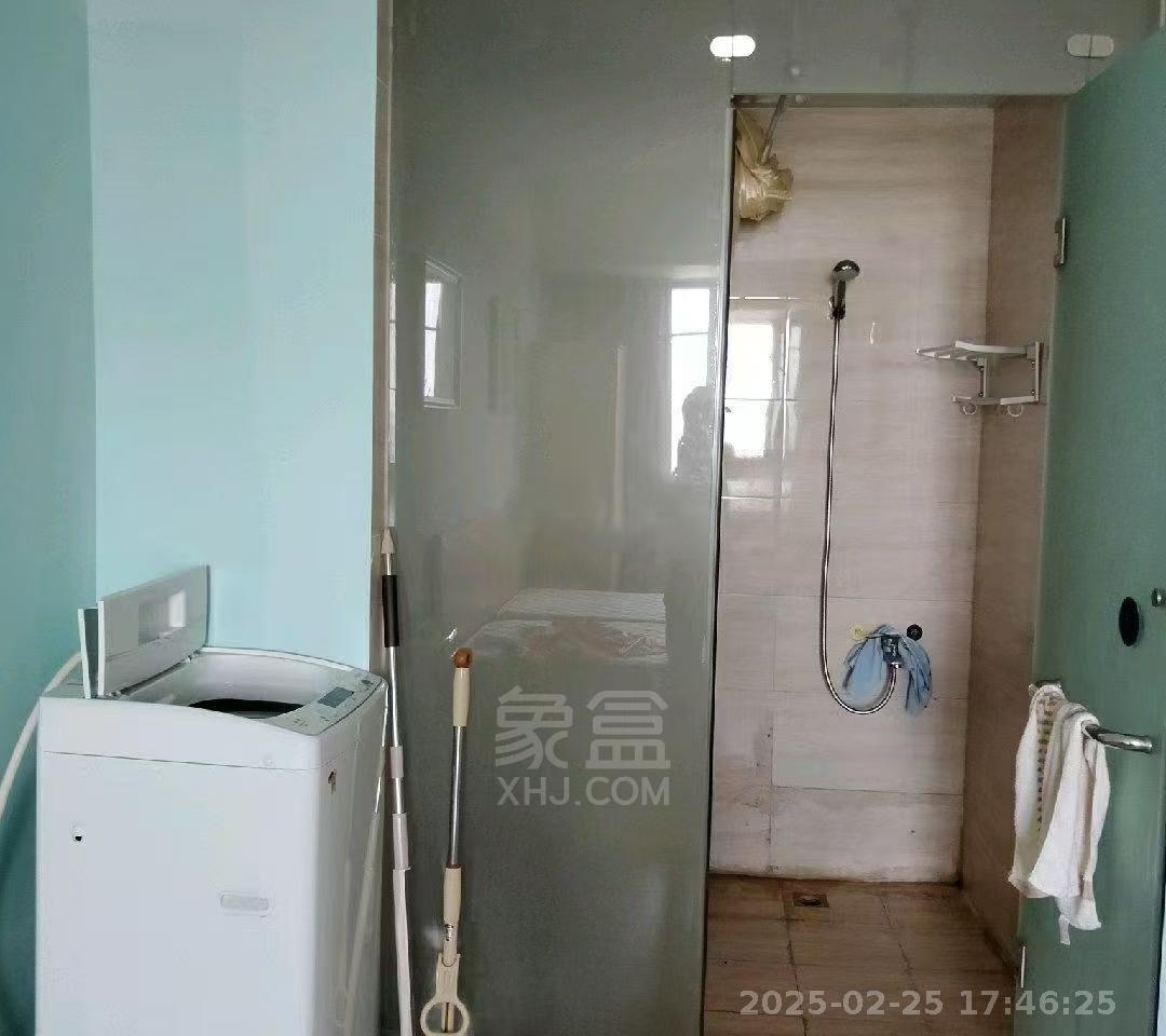 印象华都 1室1厅1卫 880.0元/月 印象华都 1室1厅1卫 880.0元/月室内图