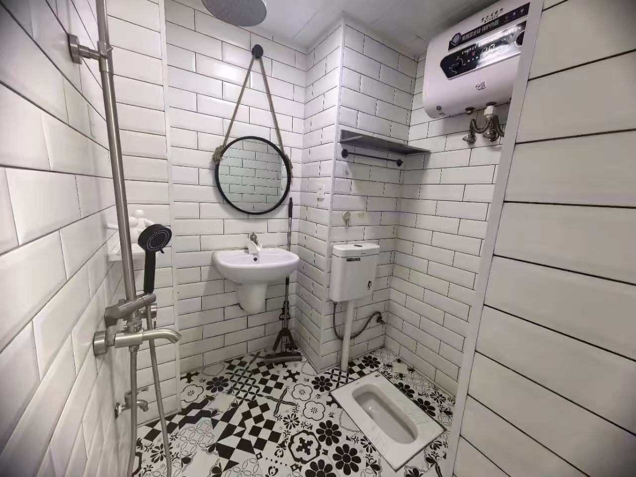 梓山湖公馆 1室1厅1卫 1600.0元/月 梓山湖公馆 1室1厅1卫 1600.0元/月室内图