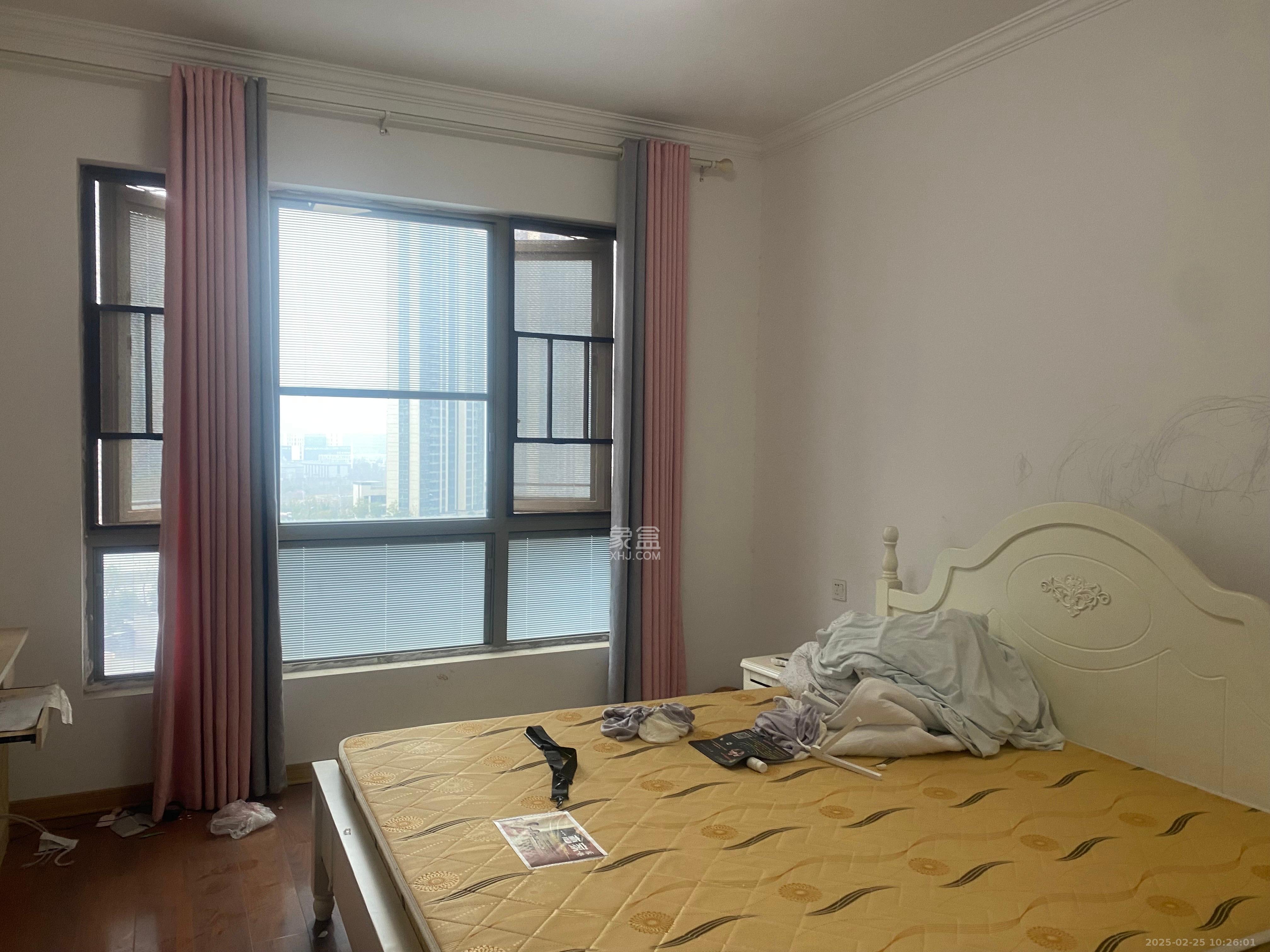 梅溪湖金茂湾 4室2厅2卫 3500.0元/月 梅溪湖金茂湾 4室2厅2卫 3500.0元/月室内图