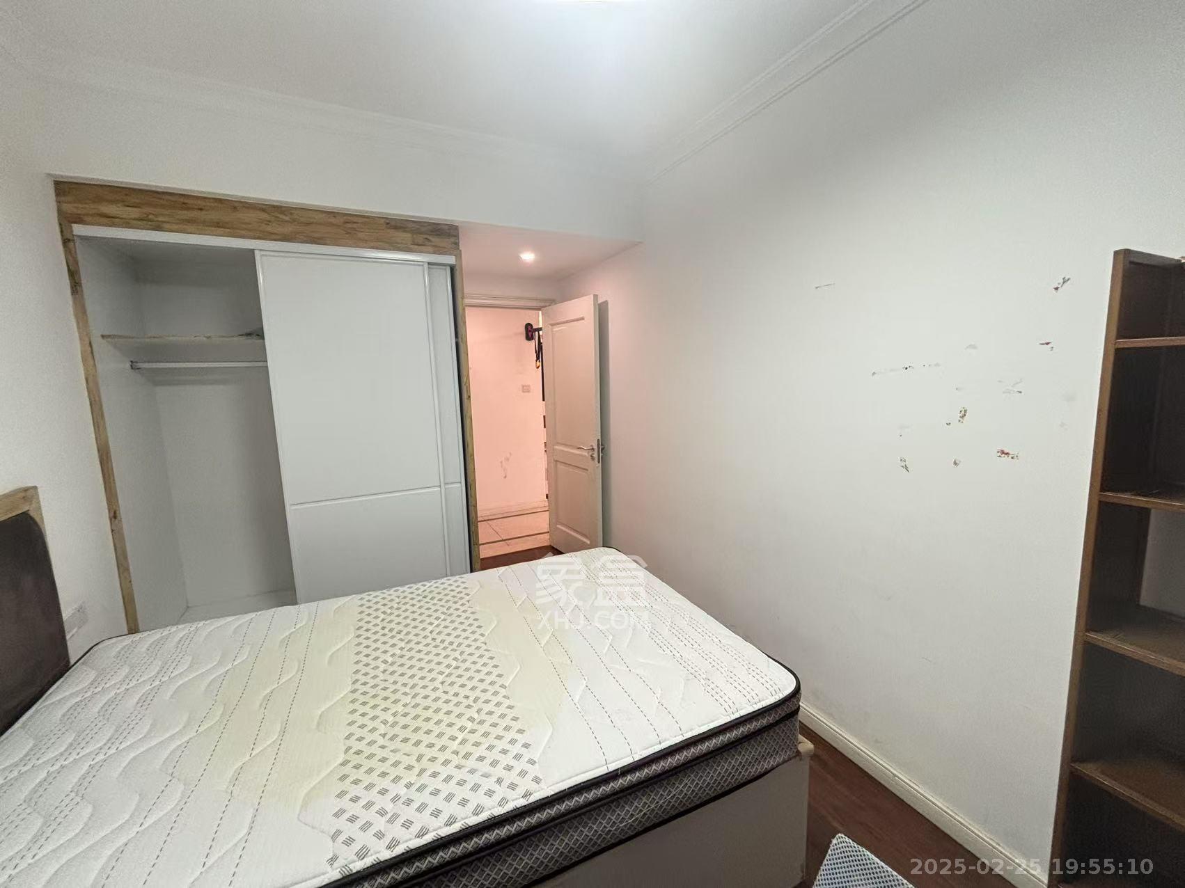 万科魅力之城观澜里  4室2厅2卫    4200.0元/月室内图