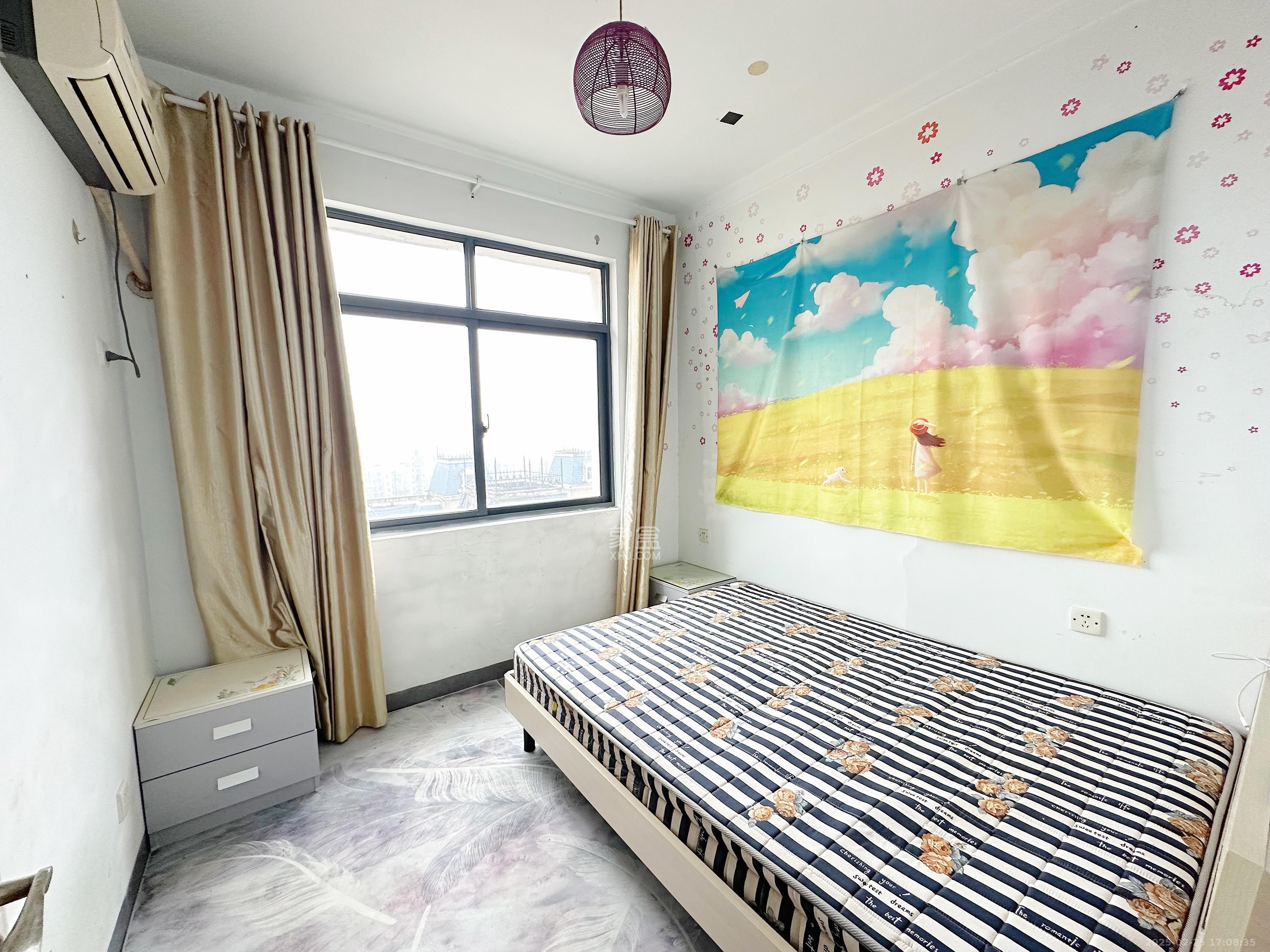 中地凯旋城 1室1厅1卫 1300.0元/月 中地凯旋城 1室1厅1卫 1300.0元/月室内图