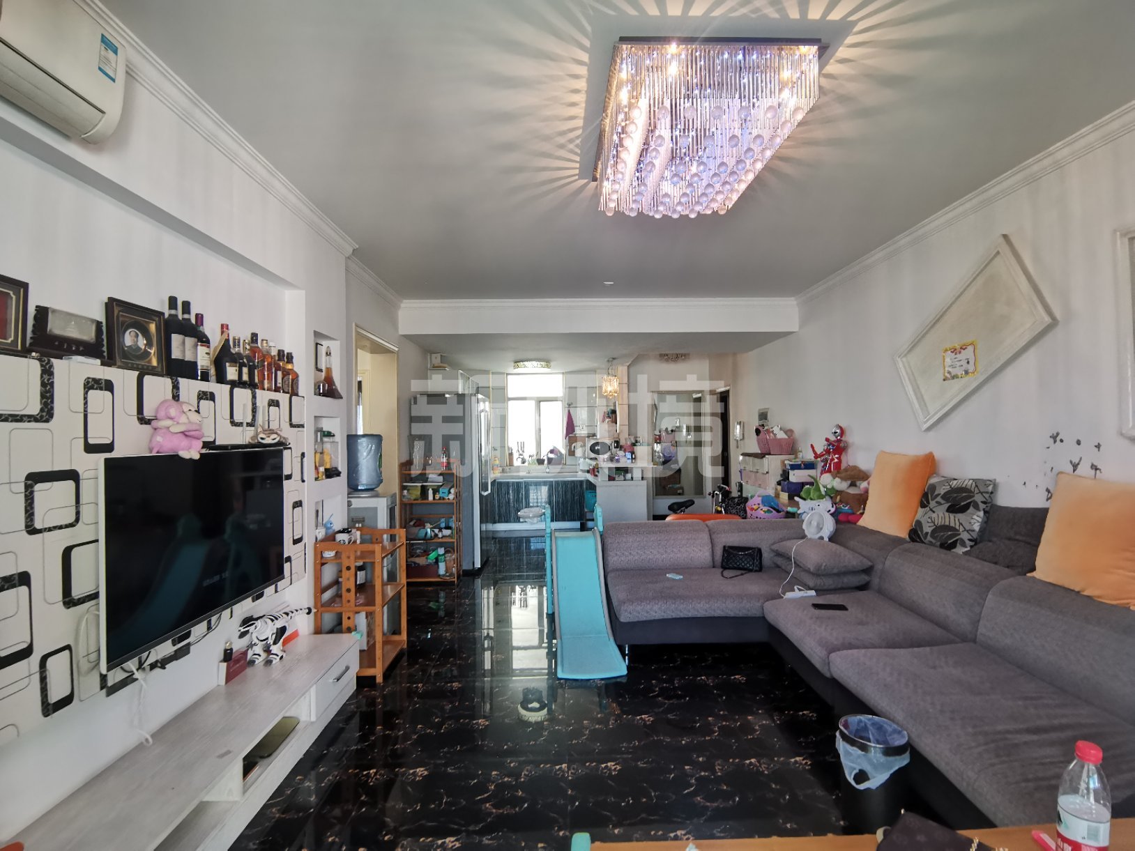 中兴大厦  2室2厅1卫    58.0万 中兴大厦  2室2厅1卫    58.0万室内图1