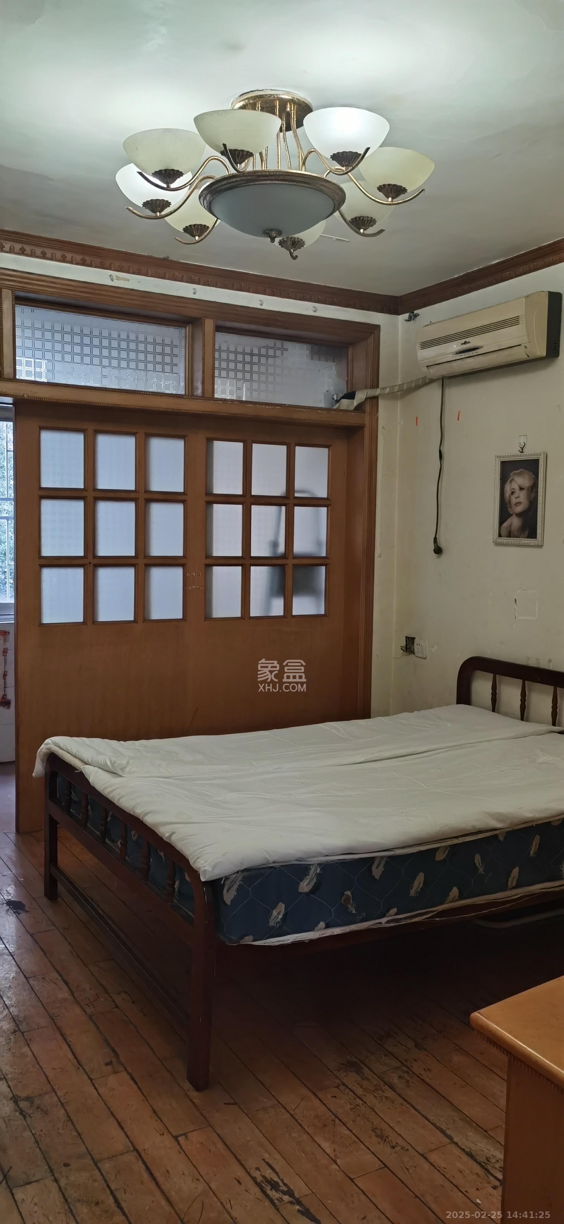 友谊路电视机厂宿舍  1室1厅1卫   1100.00元/月
