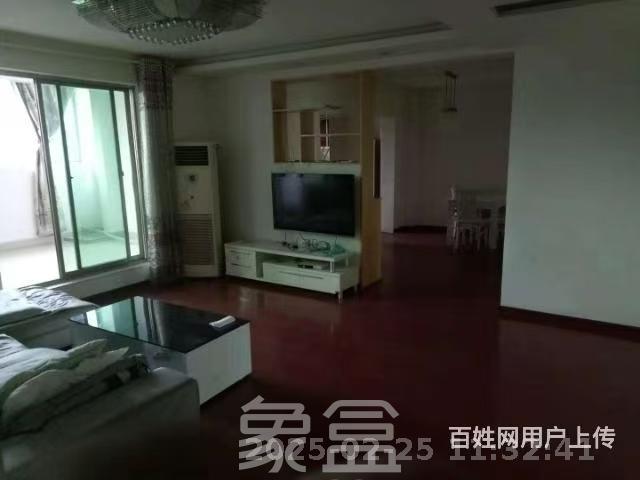 仁和家园  3室2厅1卫    1200.0元/月室内图