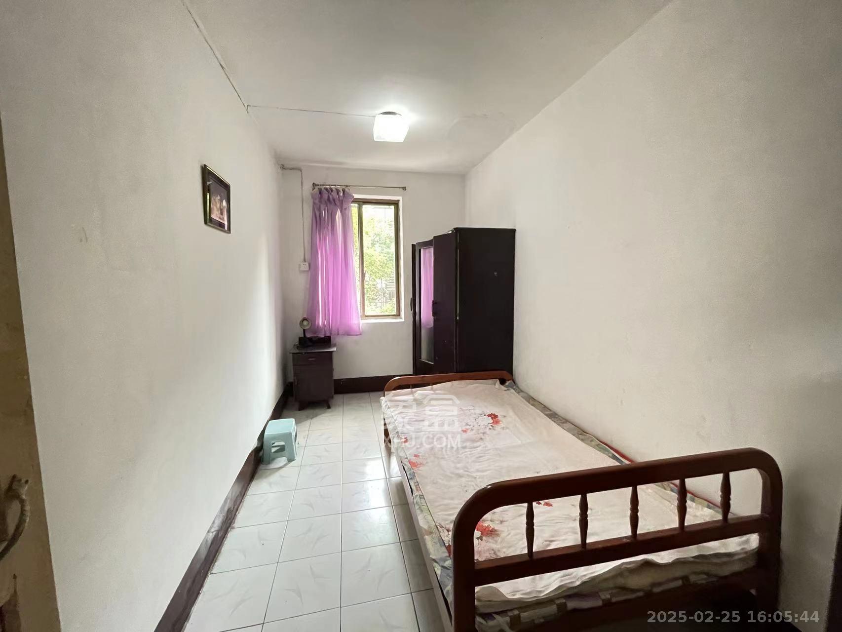 红旗区四片 2室1厅1卫 1500.0元/月 红旗区四片 2室1厅1卫 1500.0元/月室内图