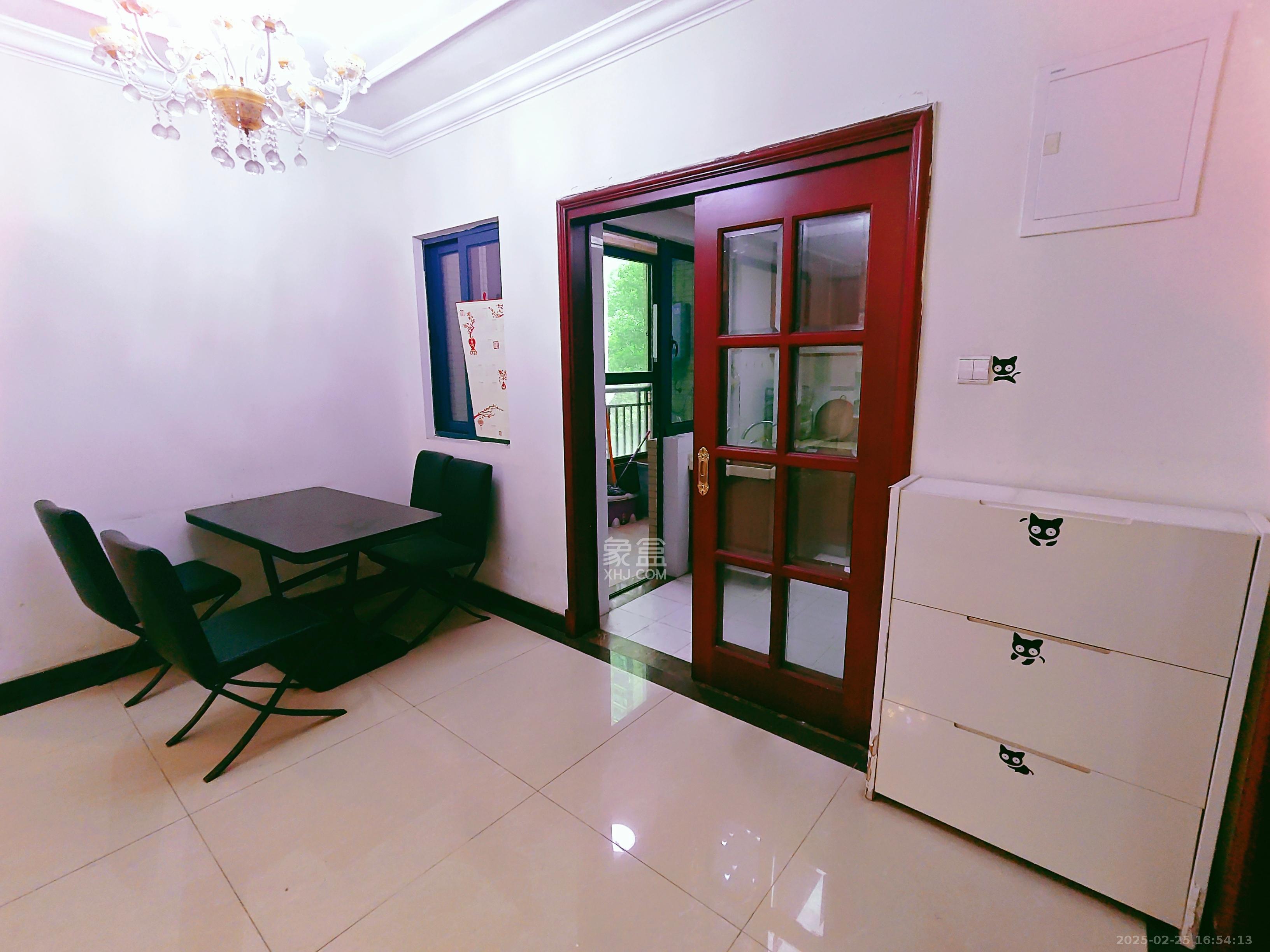 恒大绿洲 3室2厅1卫 2600.0元/月 恒大绿洲 3室2厅1卫 2600.0元/月室内图