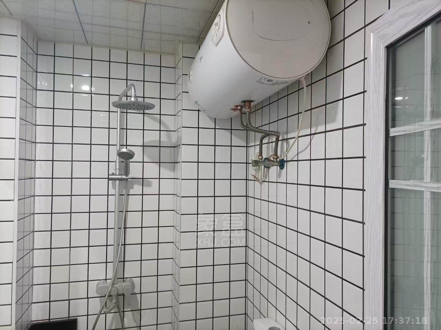 白金汉宫 1室1厅1卫 1100.0元/月 白金汉宫 1室1厅1卫 1100.0元/月室内图