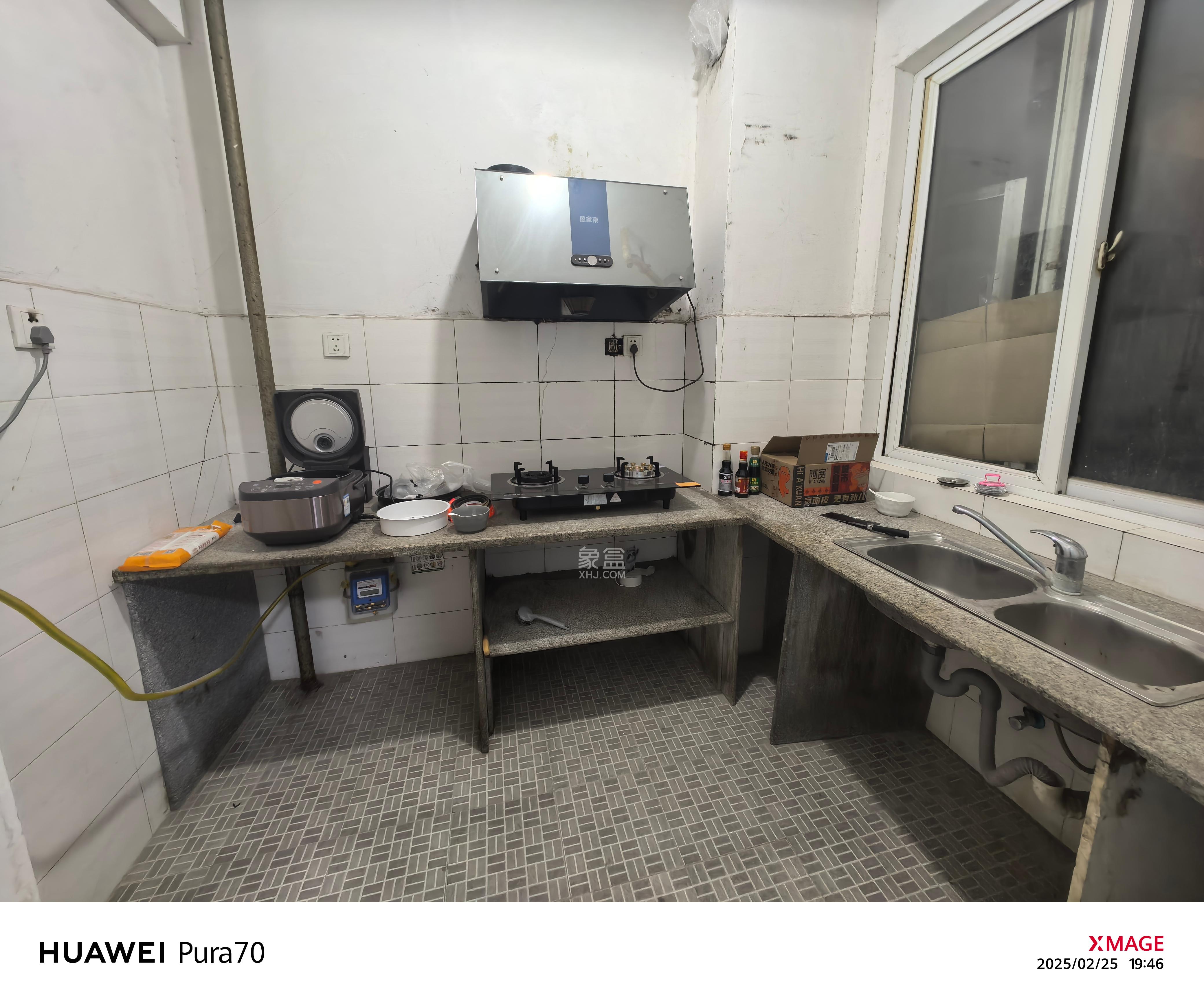 筑梦园 3室2厅2卫 1800.0元/月 筑梦园 3室2厅2卫 1800.0元/月室内图