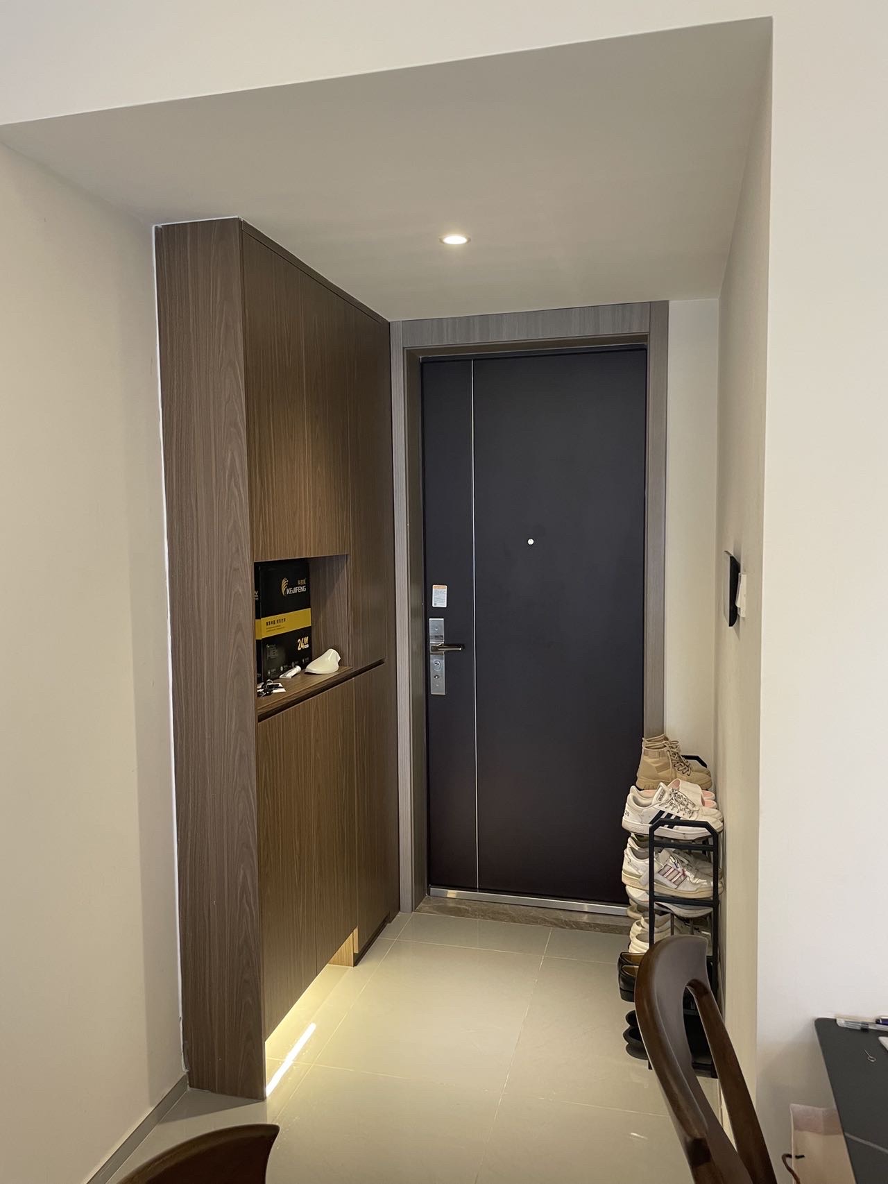 华侨城曦海岸1期 3室2厅2卫 170.0万 华侨城曦海岸1期 3室2厅2卫 170.0万客厅