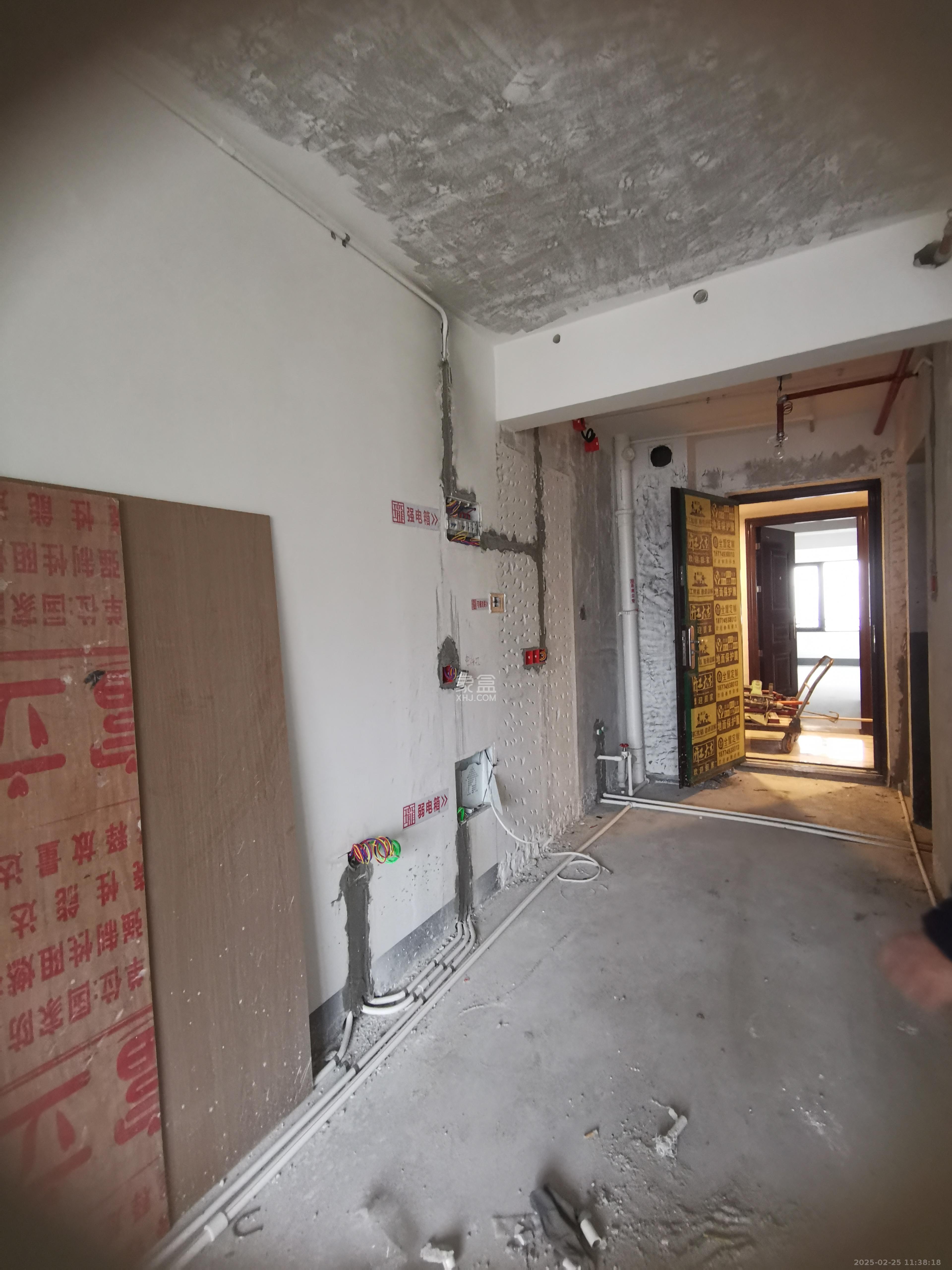 中海珑悦府  1室0厅0卫    1400.0元/月 中海珑悦府  1室0厅0卫    1400.0元/月室内图