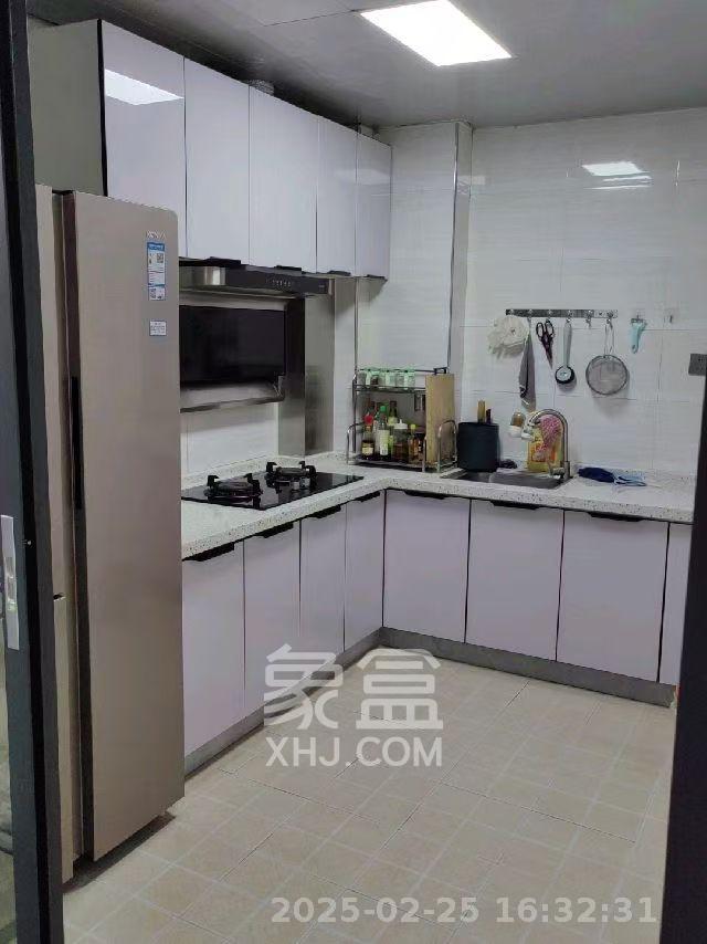 鑫科明珠  3室2厅2卫   2800.00元/月室内图