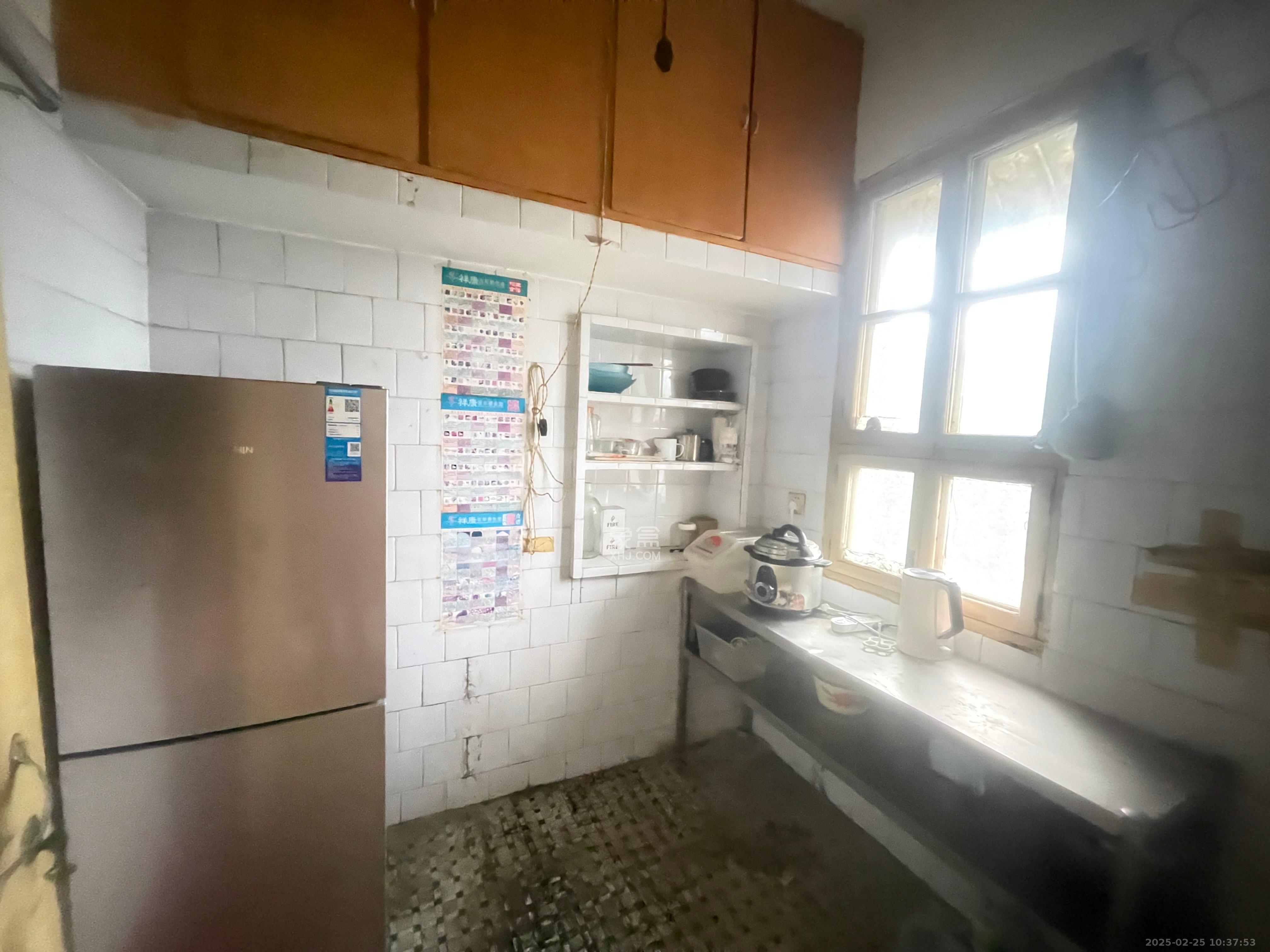 湖南省冶金材料研究所宿舍  2室1厅1卫    1000.0元/月室内图