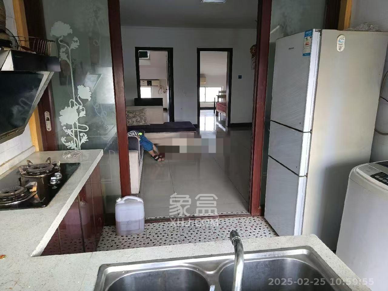 湘绣城 2室2厅1卫 1200.0元/月 湘绣城 2室2厅1卫 1200.0元/月室内图