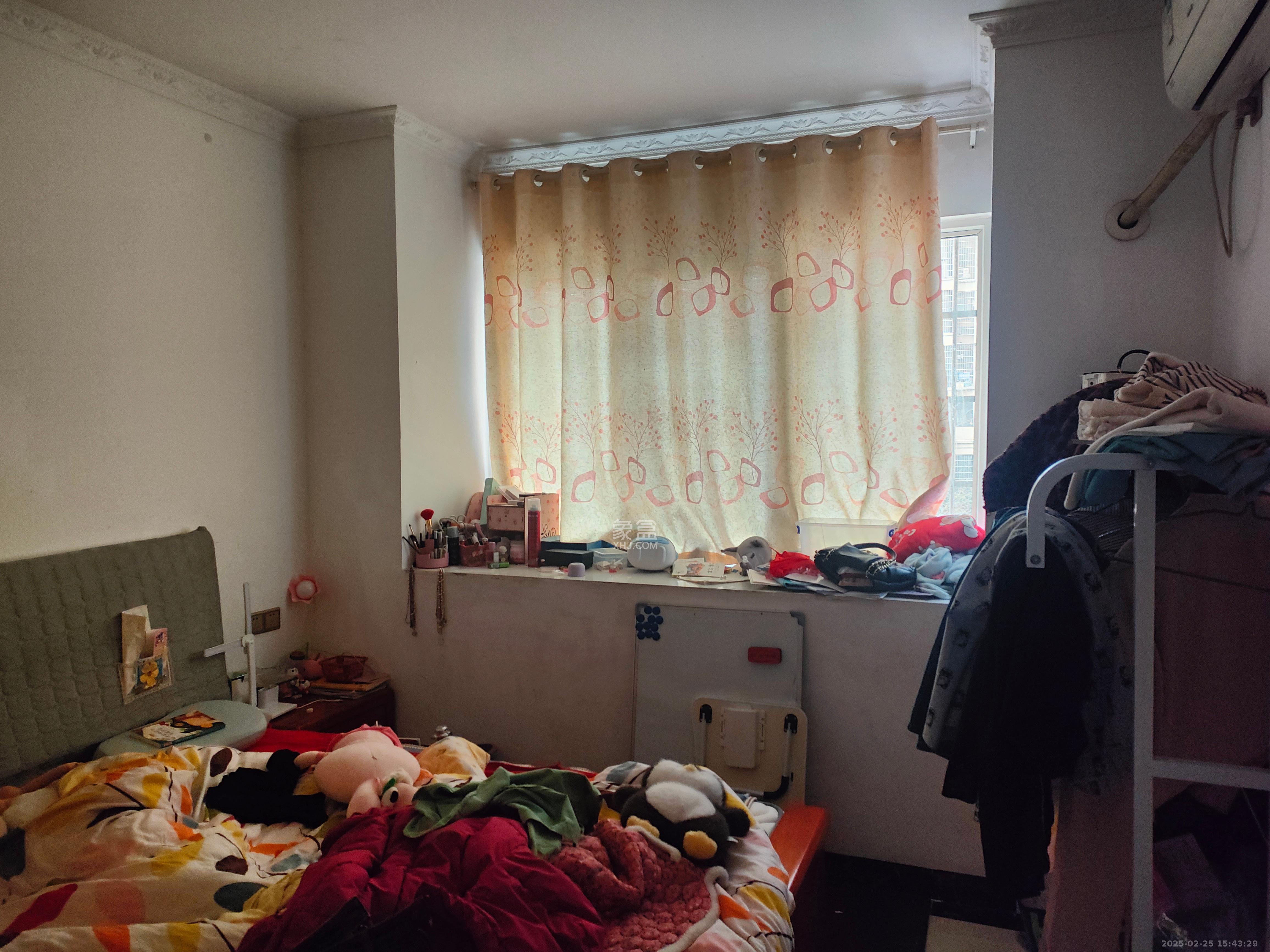 和康园小区  2室1厅1卫   1700.00元/月室内图