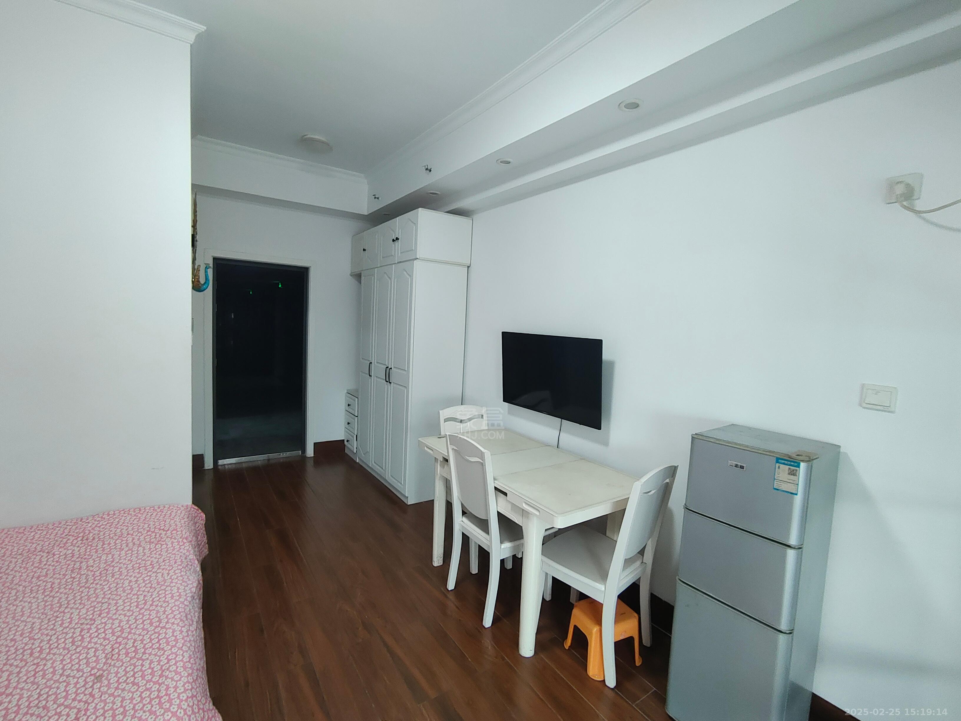 文艺复兴(未来城) 1室1厅1卫 1200.0元/月 文艺复兴(未来城) 1室1厅1卫 1200.0元/月室内图