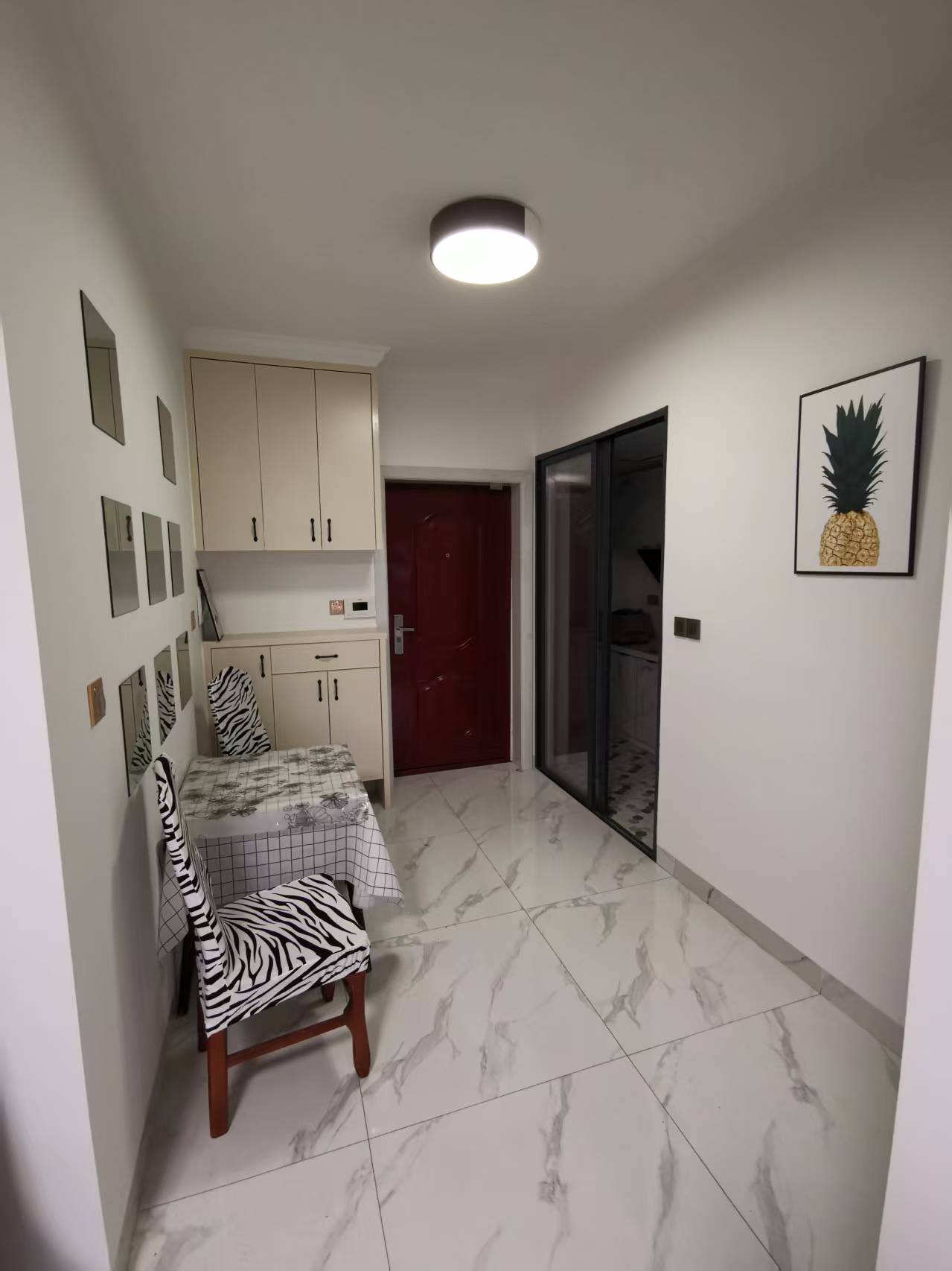 中国铁建金色蓝庭 1室0厅0卫 1300.0元/月 中国铁建金色蓝庭 1室0厅0卫 1300.0元/月室内图