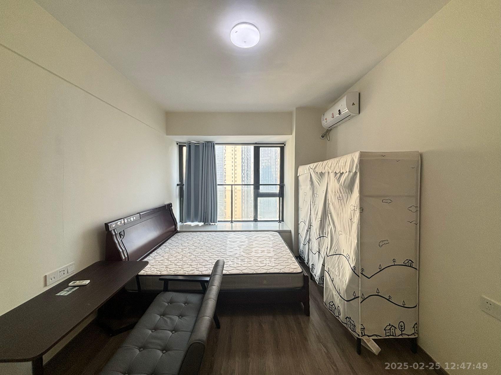 卓越浅水湾  1室1厅1卫    1200.0元/月