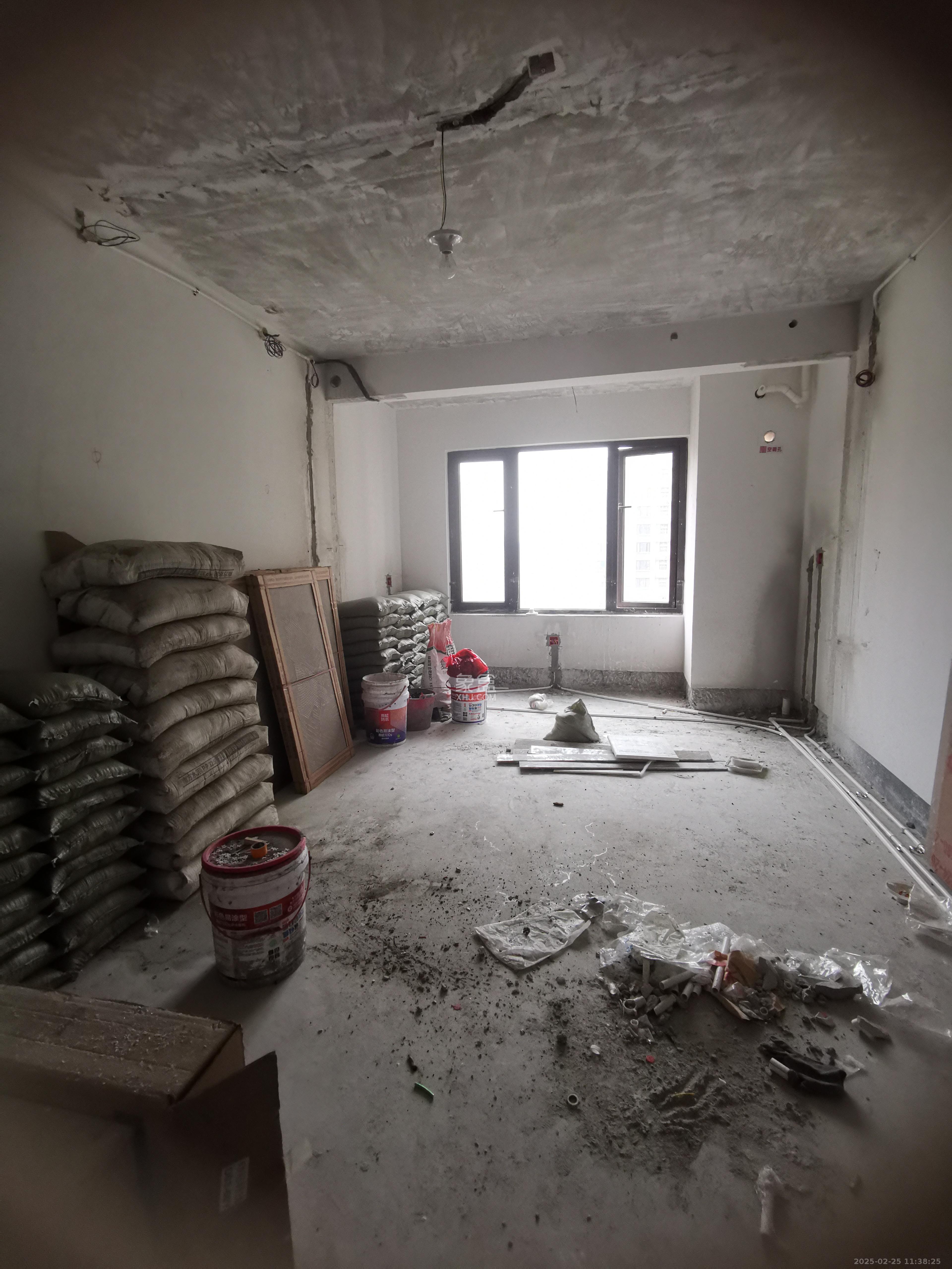 中海珑悦府  1室0厅0卫    1400.0元/月 中海珑悦府  1室0厅0卫    1400.0元/月室内图