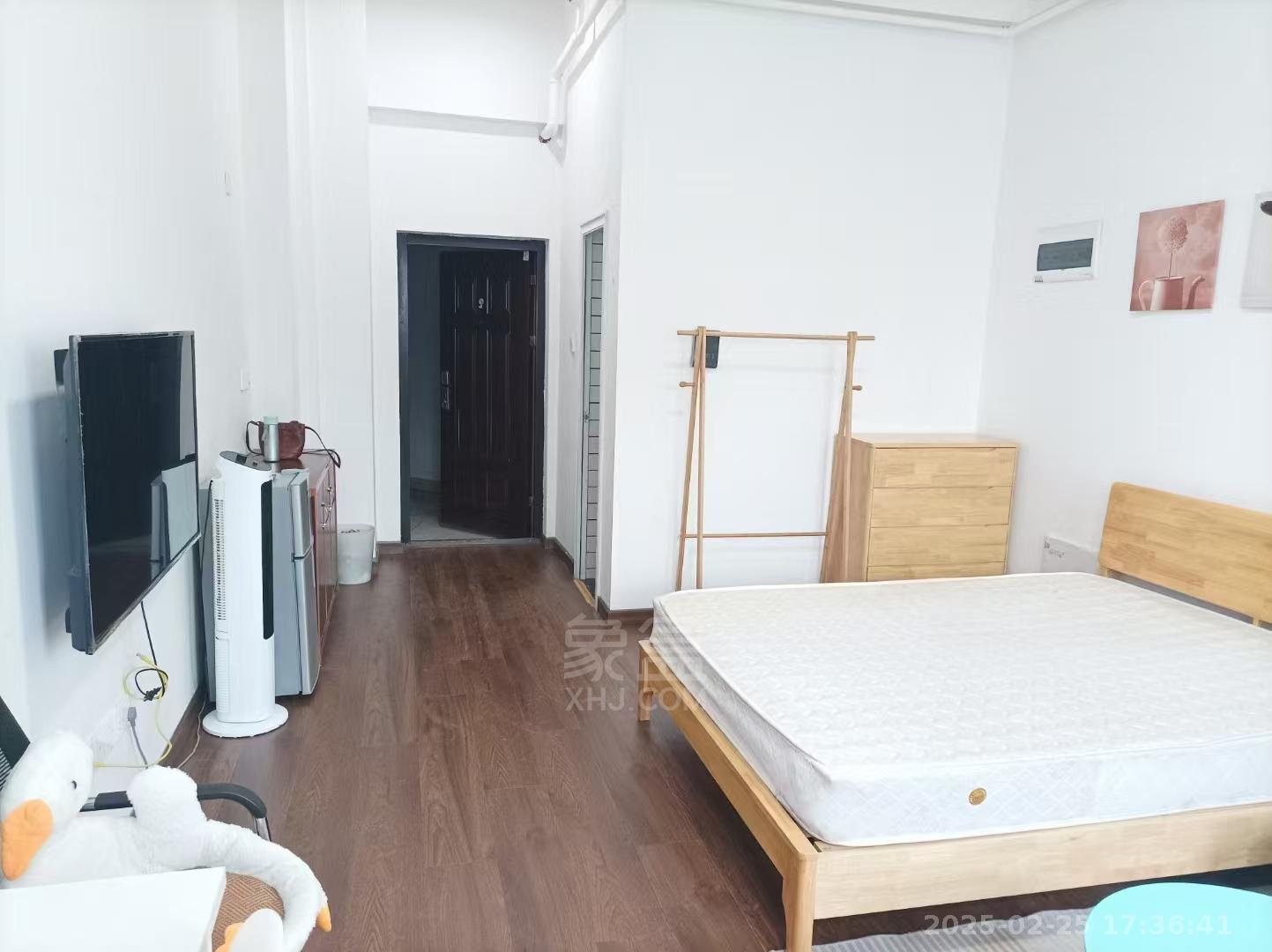 白金汉宫 1室1厅1卫 1100.0元/月 白金汉宫 1室1厅1卫 1100.0元/月室内图