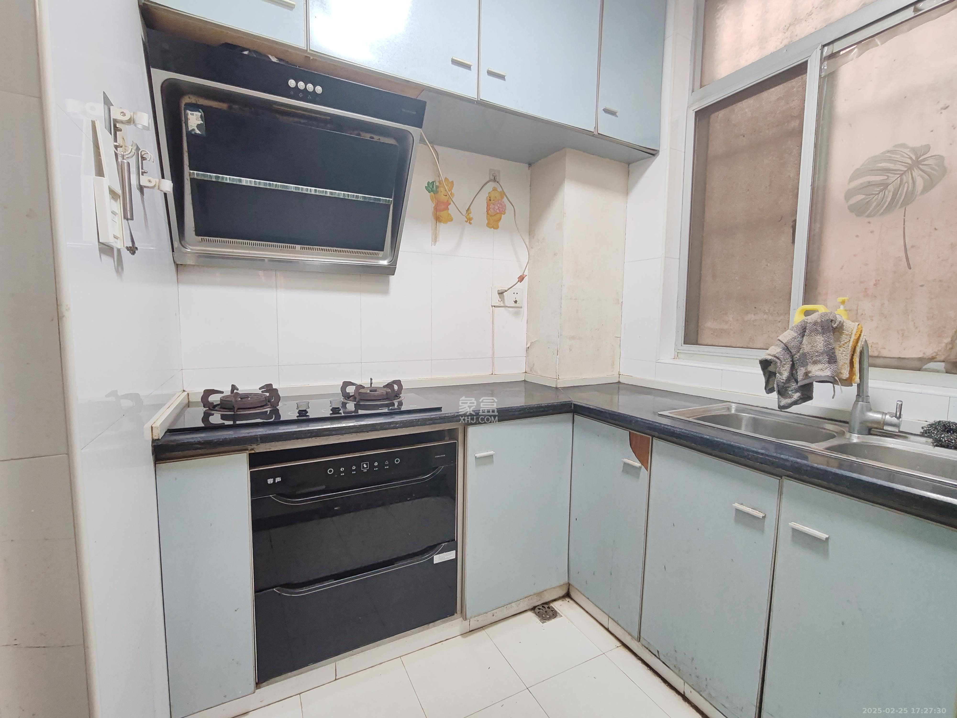 东方新世界 1室1厅1卫 1750.0元/月 东方新世界 1室1厅1卫 1750.0元/月室内图