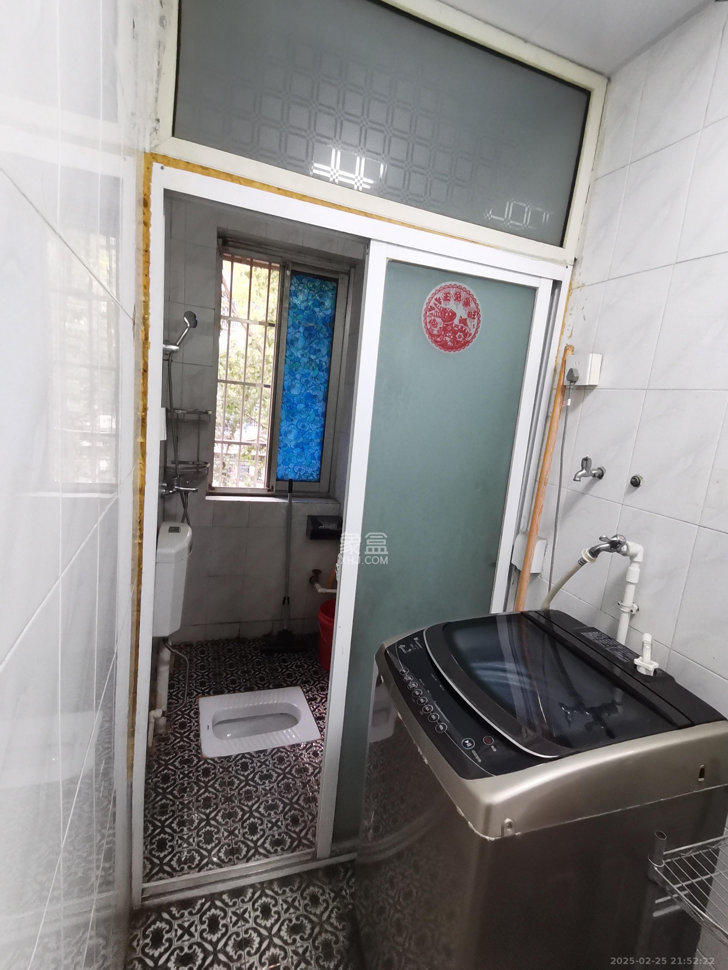 新合四组  2室2厅1卫   1800.00元/月室内图