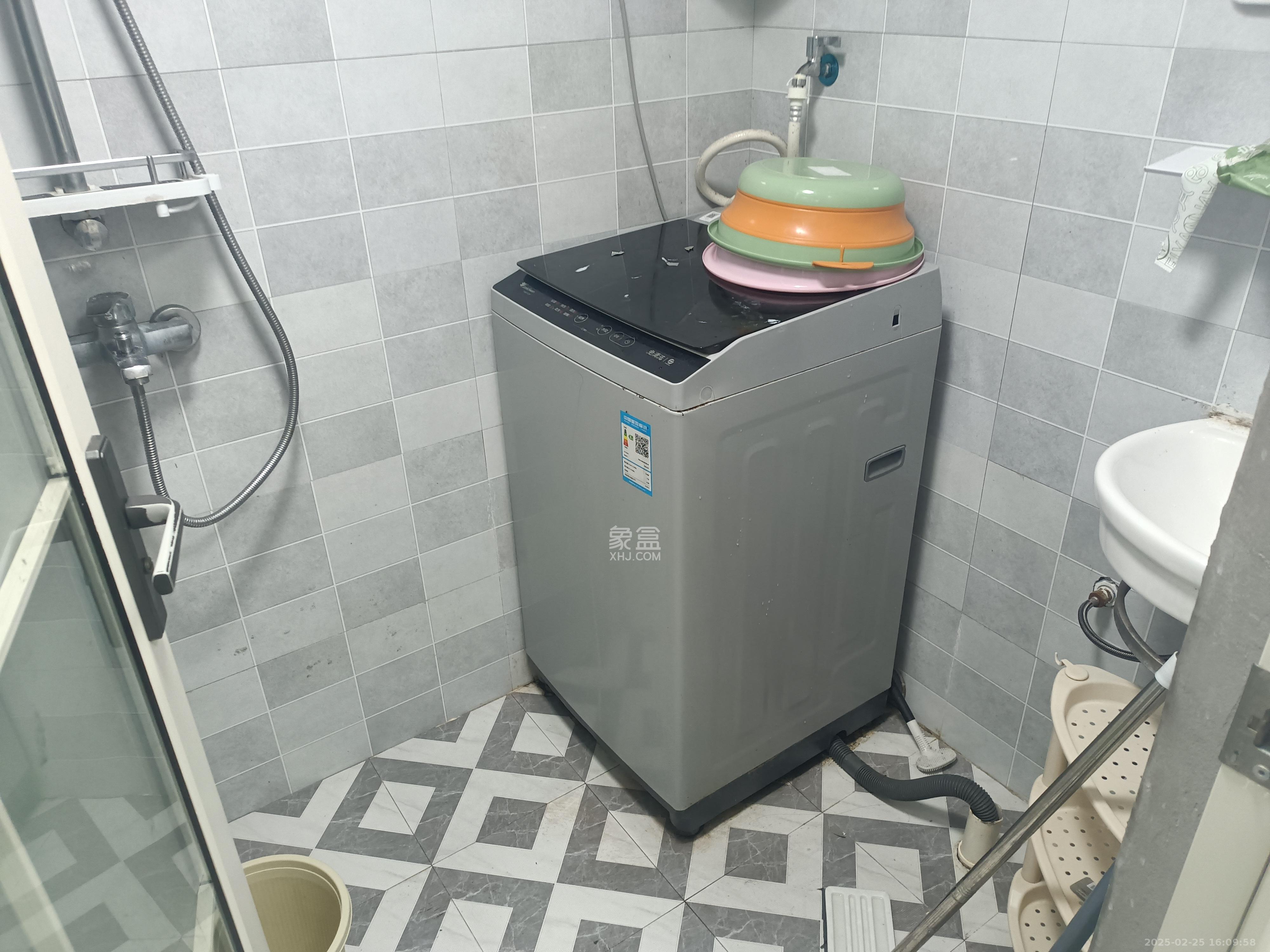 弘坤云寓  2室1厅2卫   1600.00元/月室内图