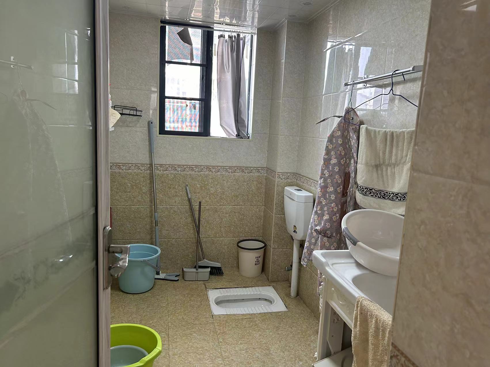 雄森国际  4室2厅2卫    2600.0元/月 雄森国际  4室2厅2卫    2600.0元/月室内图