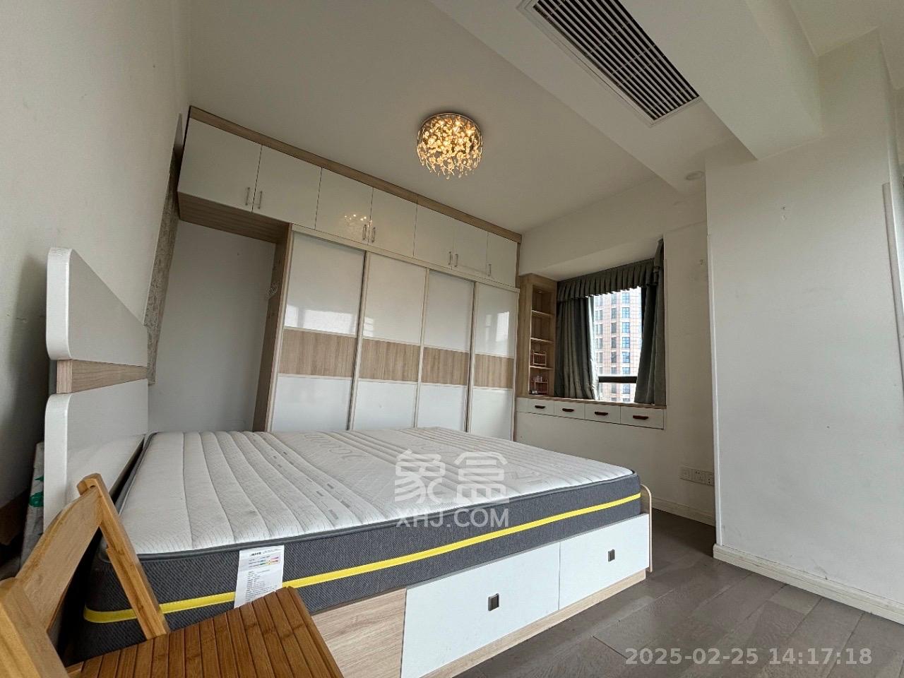 兴威帕克水岸  1室1厅1卫   2000.00元/月室内图