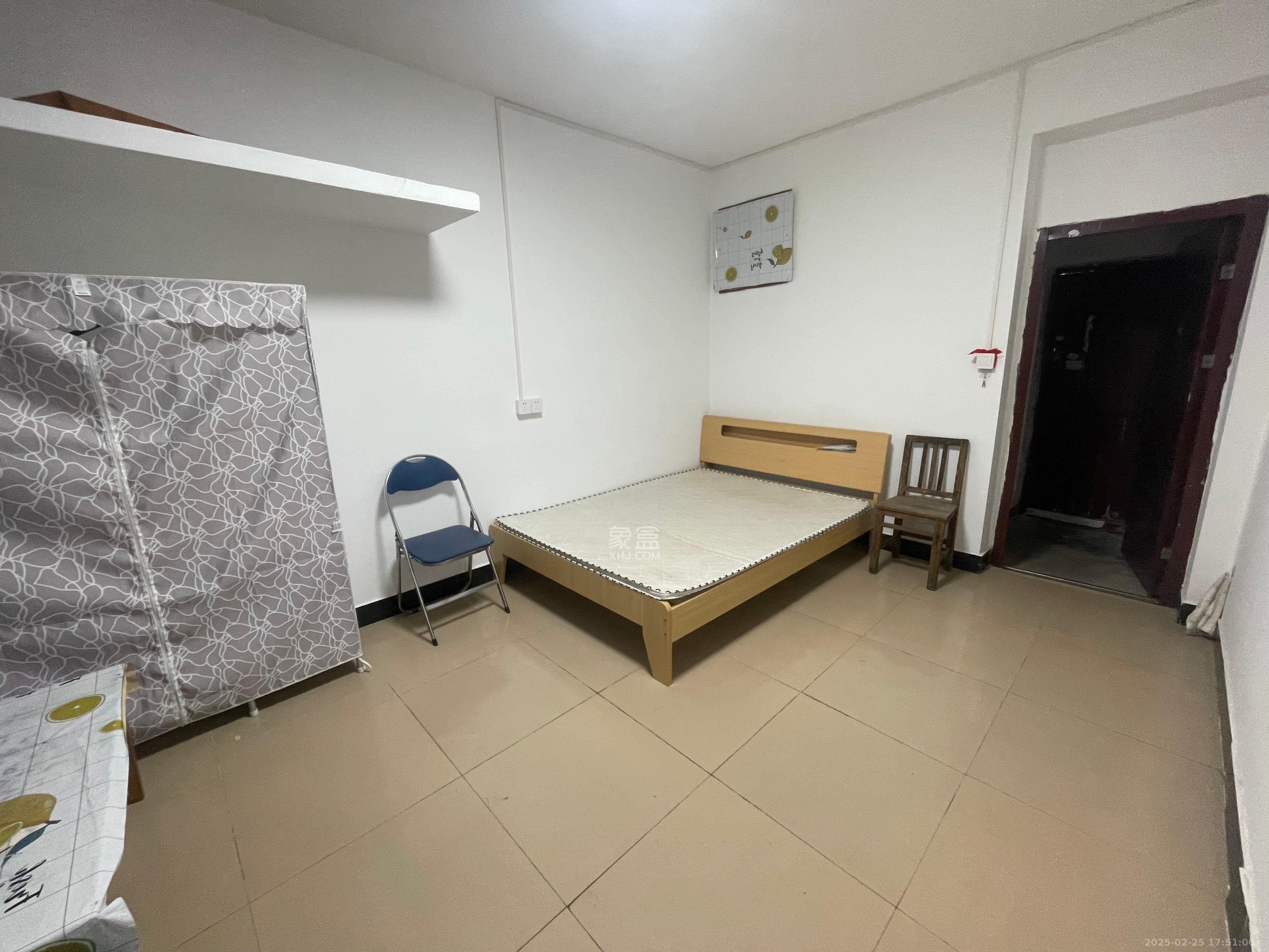 文艺新村  1室0厅0卫   1500.00元/月室内图