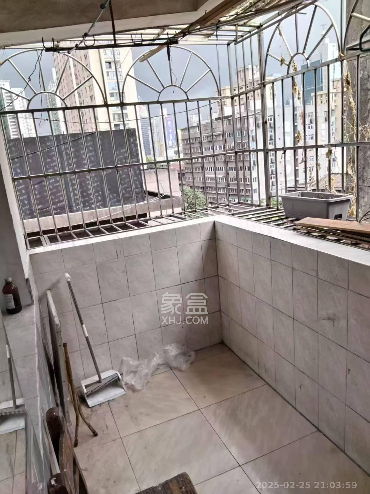 清水塘菜市场  1室0厅0卫    1200.0元/月 清水塘菜市场  1室0厅0卫    1200.0元/月室内图