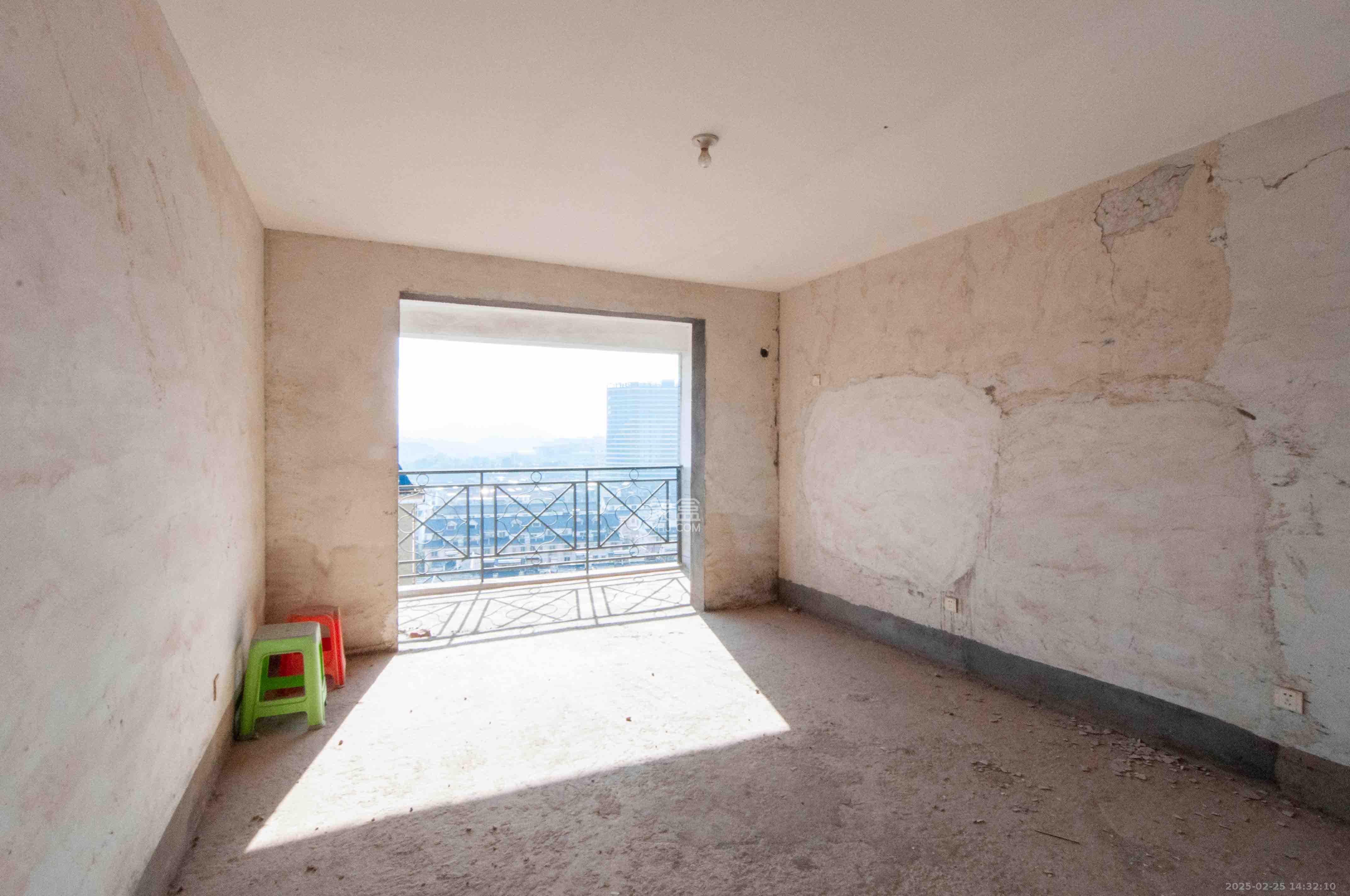 格林星城 3室2厅1卫 1500.0元/月 格林星城 3室2厅1卫 1500.0元/月室内图