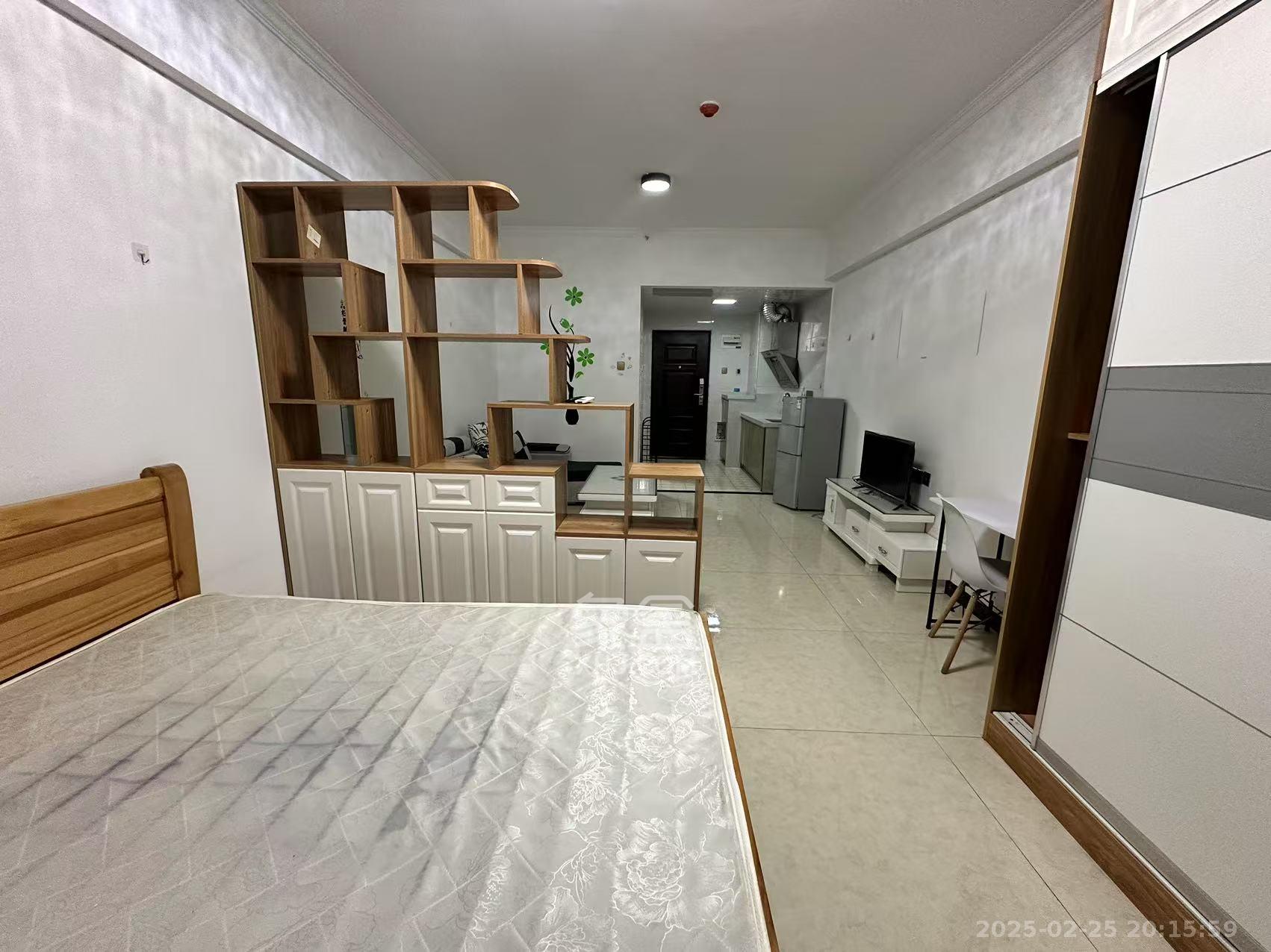 中建芙蓉嘉苑 1室1厅1卫 1200.0元/月 中建芙蓉嘉苑 1室1厅1卫 1200.0元/月室内图