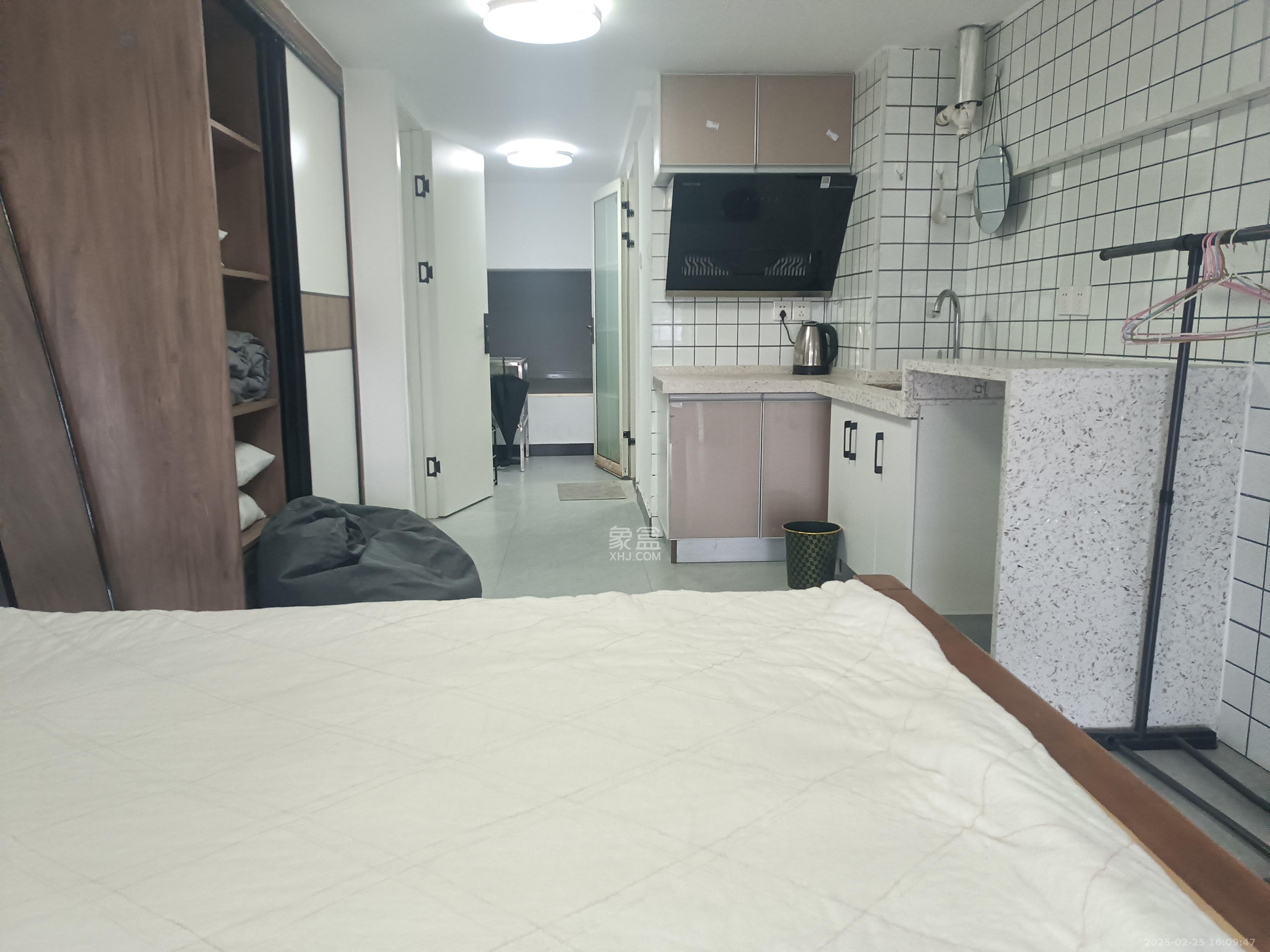 弘坤云寓  2室1厅2卫   1600.00元/月室内图