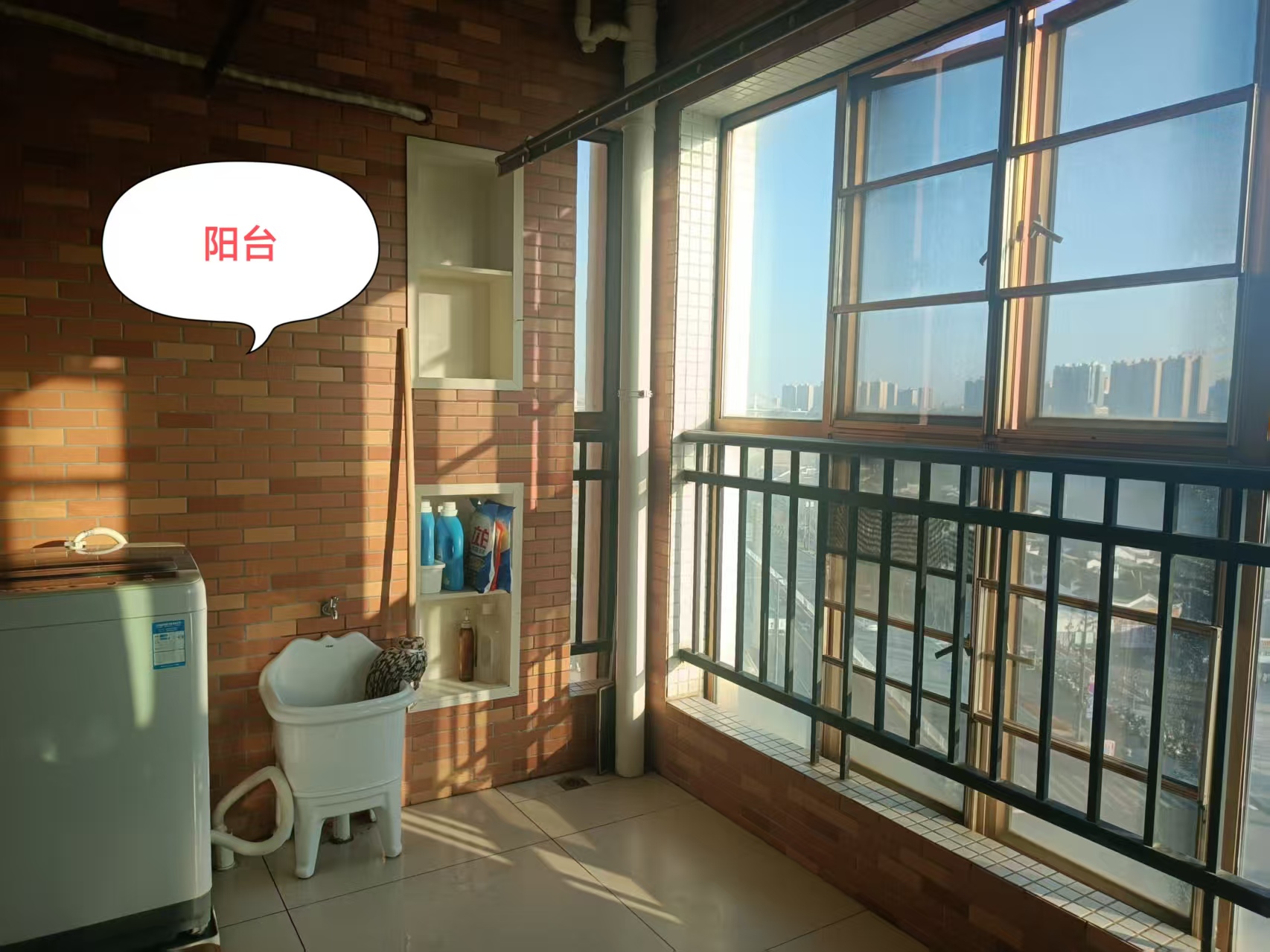 湘水明珠 3室2厅2卫 2000.0元/月 湘水明珠 3室2厅2卫 2000.0元/月室内图