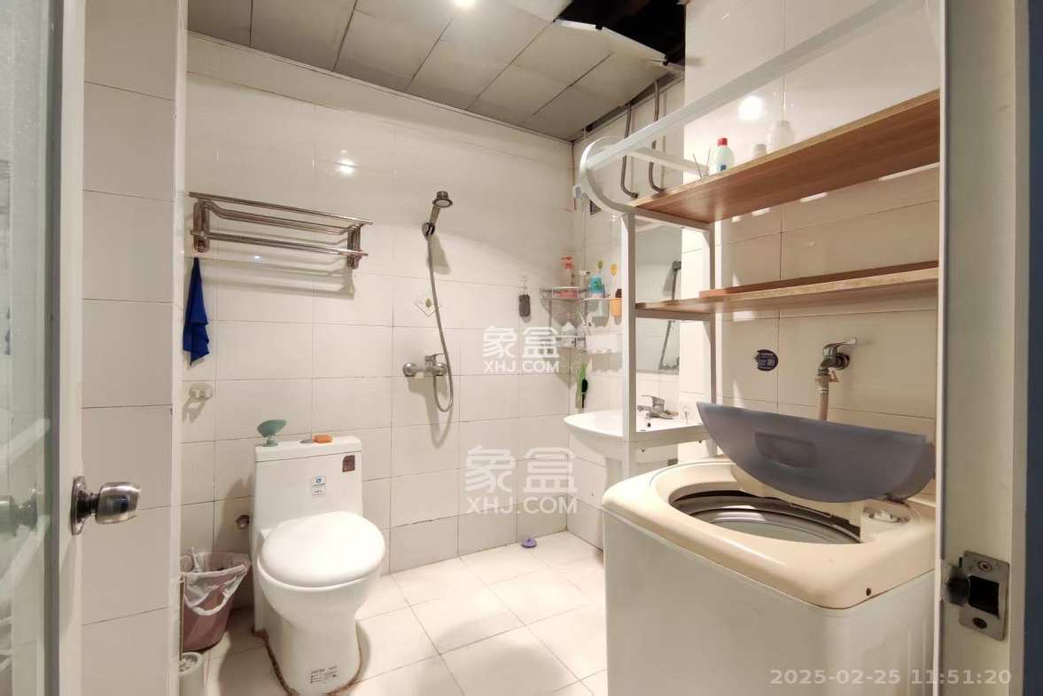 自由.com(自由大厦)  2室1厅1卫    1800.0元/月 自由.com(自由大厦)  2室1厅1卫    1800.0元/月室内图