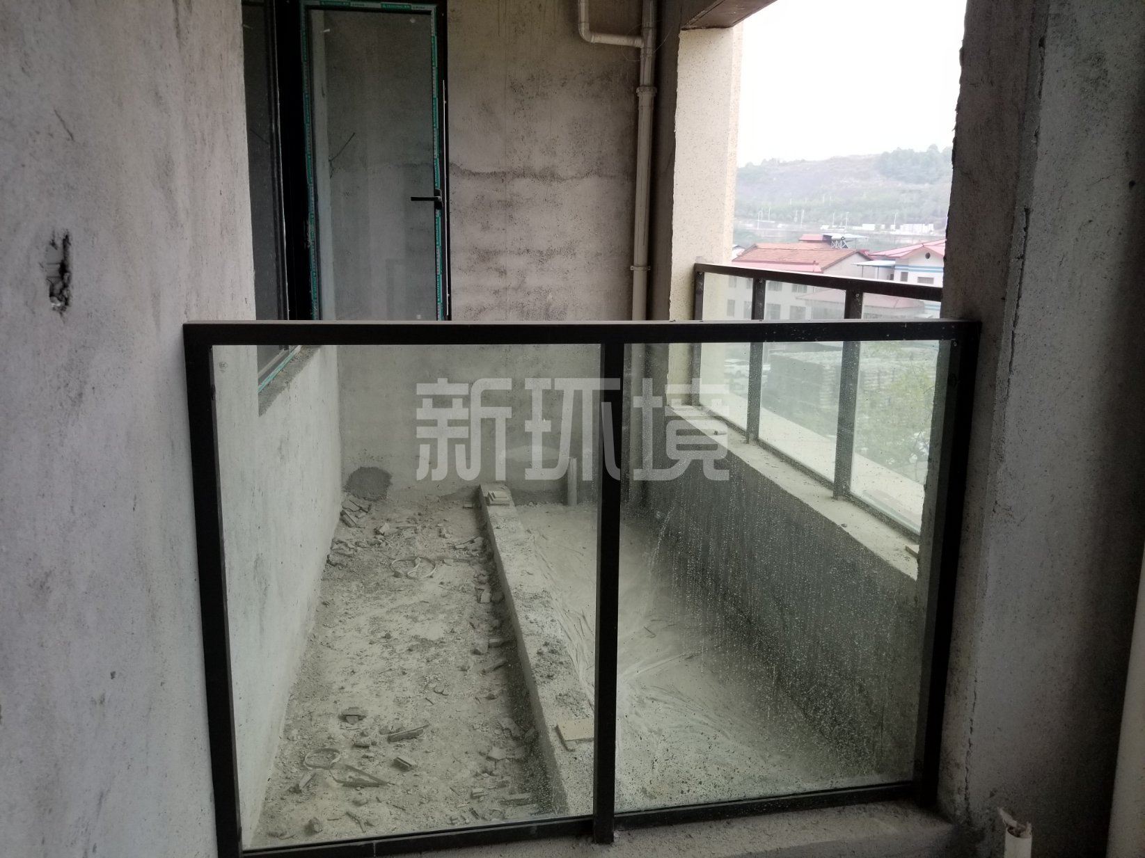 山水印象澜庭 5室2厅2卫 152.0万 山水印象澜庭 5室2厅2卫 152.0万客厅