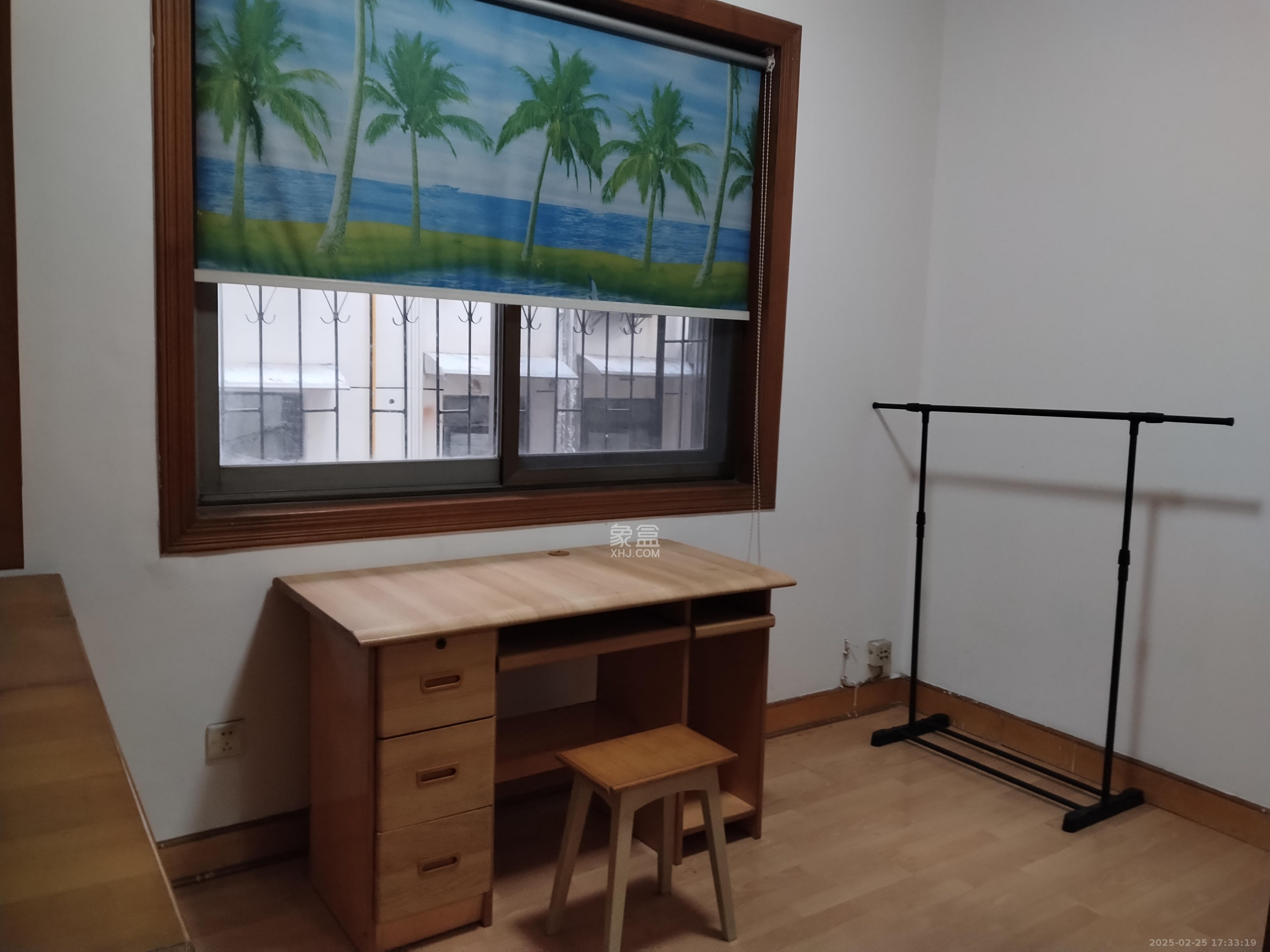 戒毒所宿舍 3室2厅1卫 2600.0元/月 戒毒所宿舍 3室2厅1卫 2600.0元/月室内图