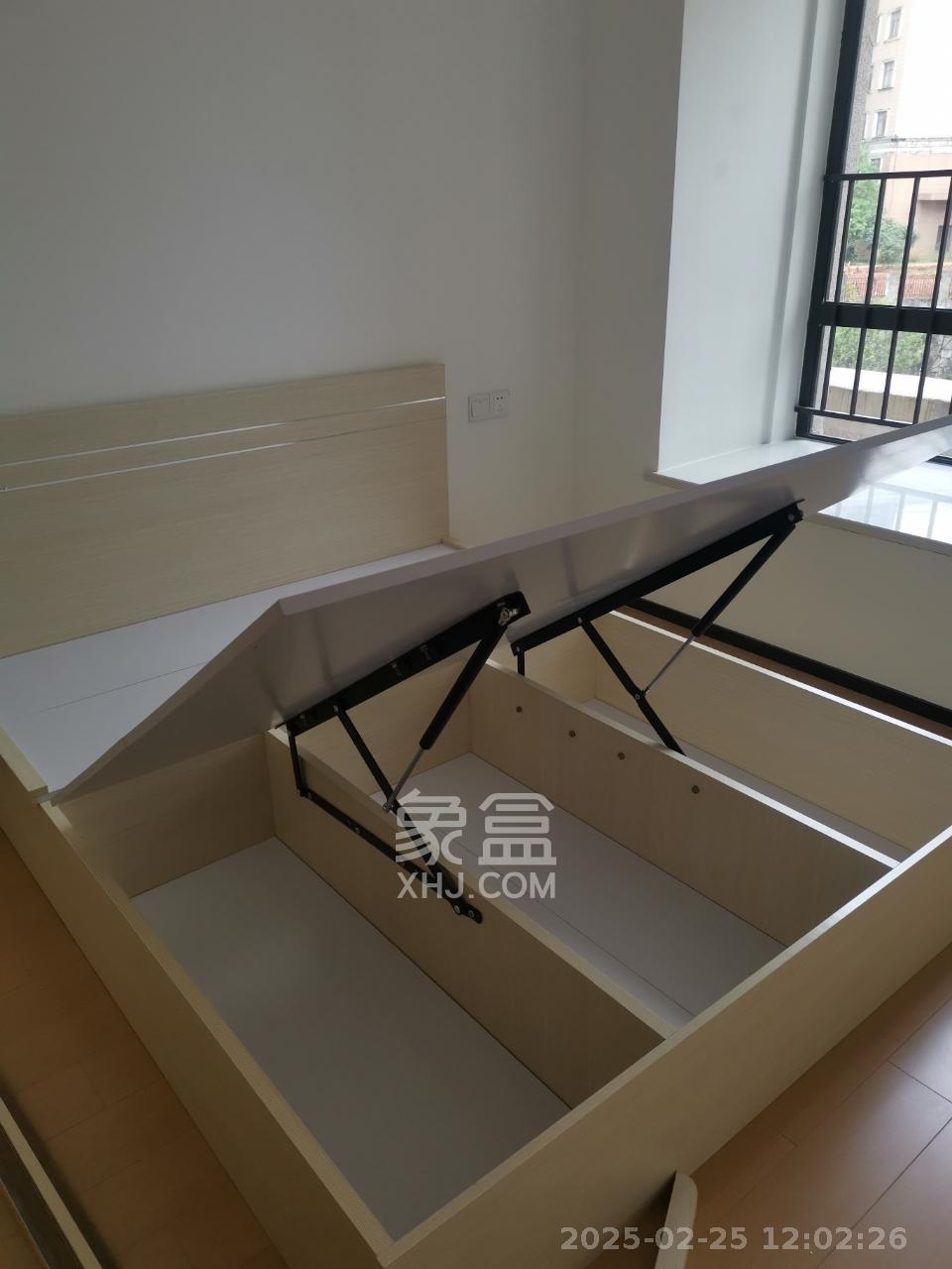 中海新城熙岸（中信新城五期）  1室1厅1卫   1600.00元/月室内图