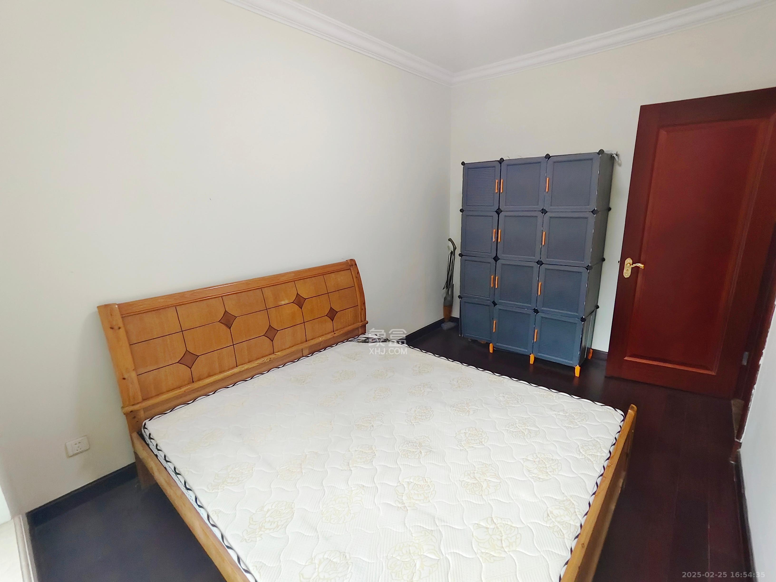 恒大绿洲 3室2厅1卫 2600.0元/月 恒大绿洲 3室2厅1卫 2600.0元/月室内图