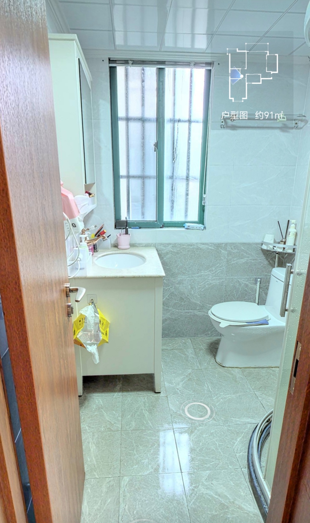 钻石水岸  3室1厅1卫   116.00万客厅