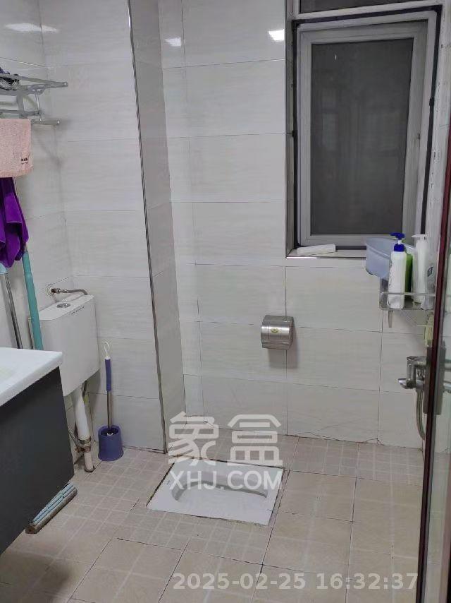 鑫科明珠  3室2厅2卫   2800.00元/月室内图