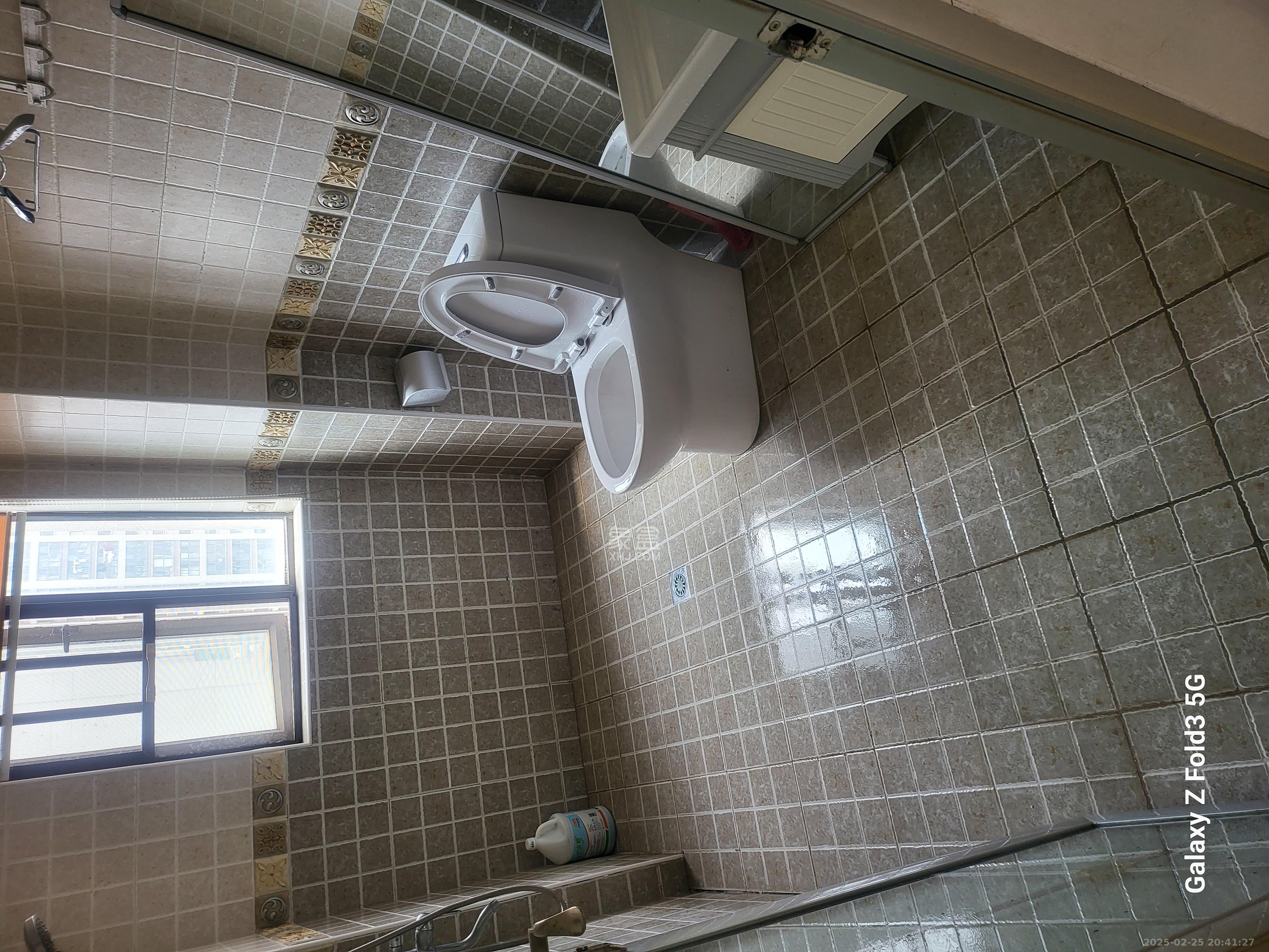 旭辉御府  3室2厅2卫   2500.00元/月室内图