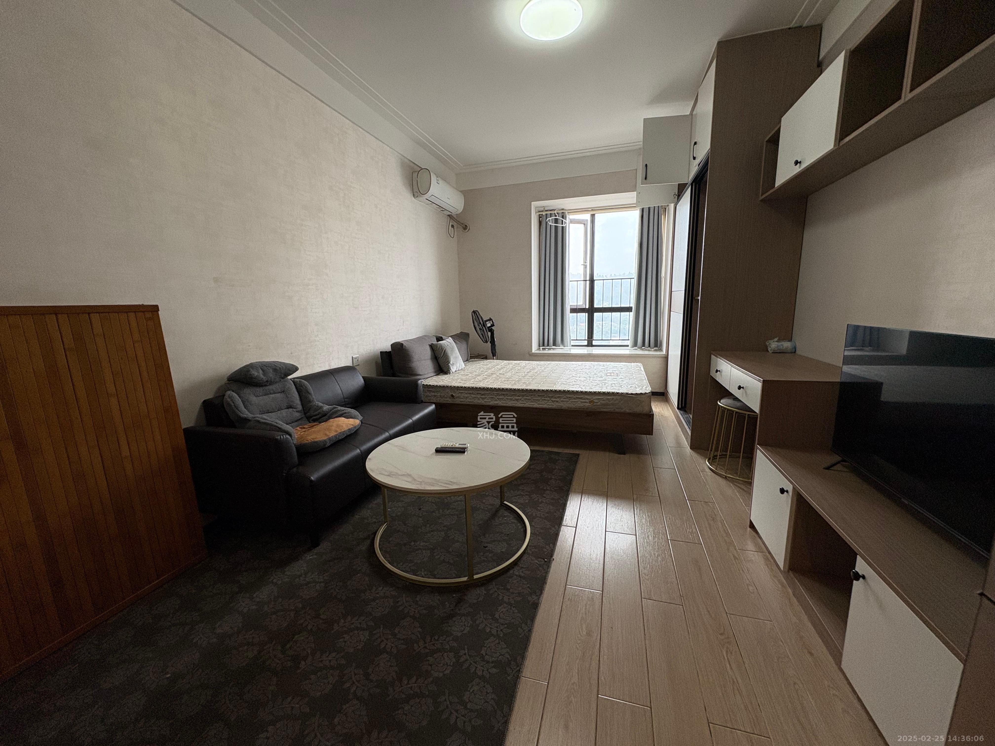 中海国际二期 1室1厅1卫 1300.0元/月 中海国际二期 1室1厅1卫 1300.0元/月室内图